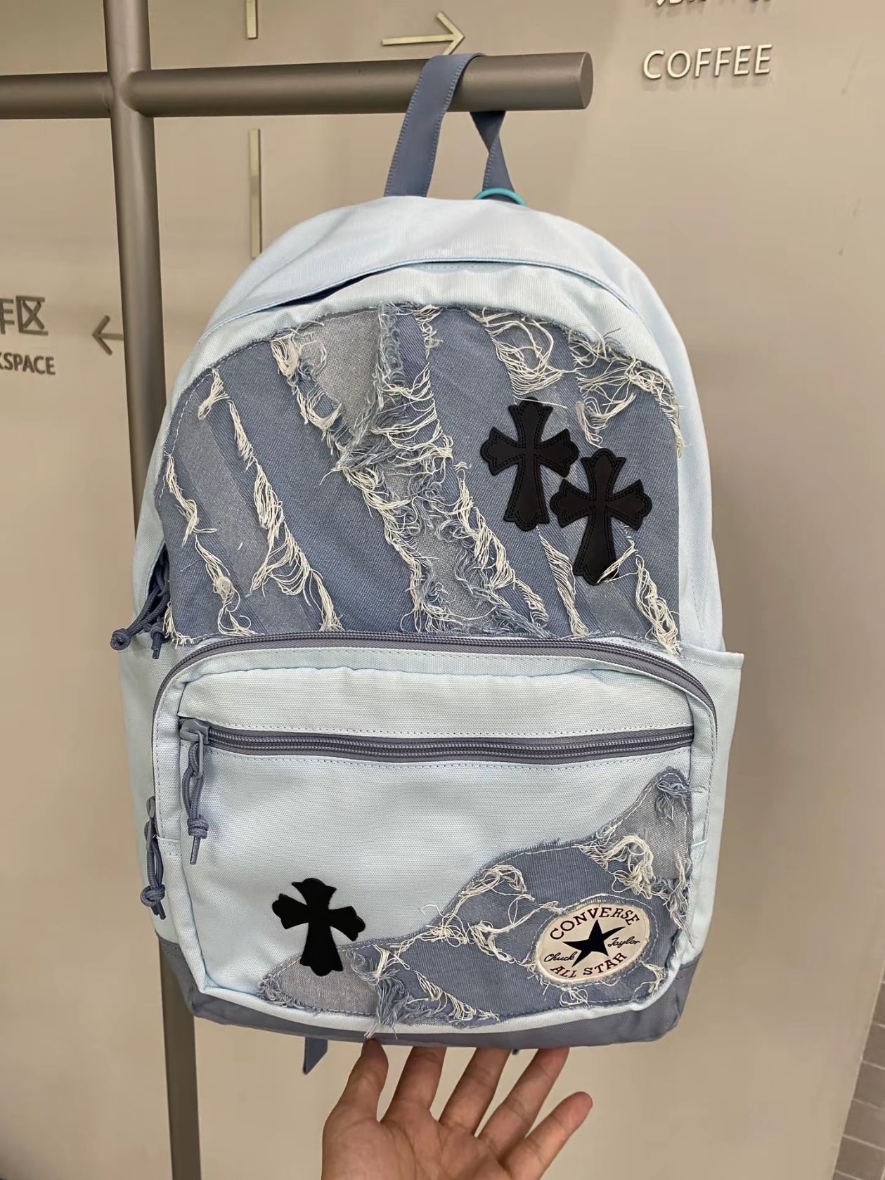 奶蓝十字架双肩包太戳我💙