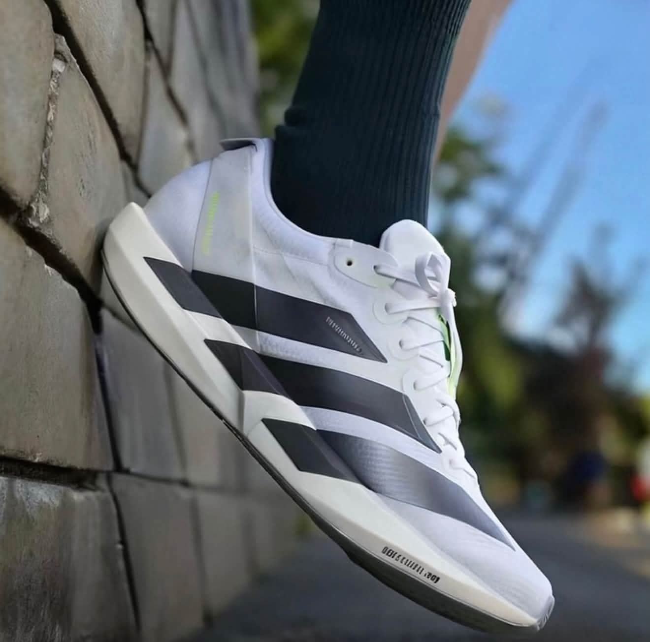 高级清冷感🤍Adidas Adios 9白银竞速训练跑鞋