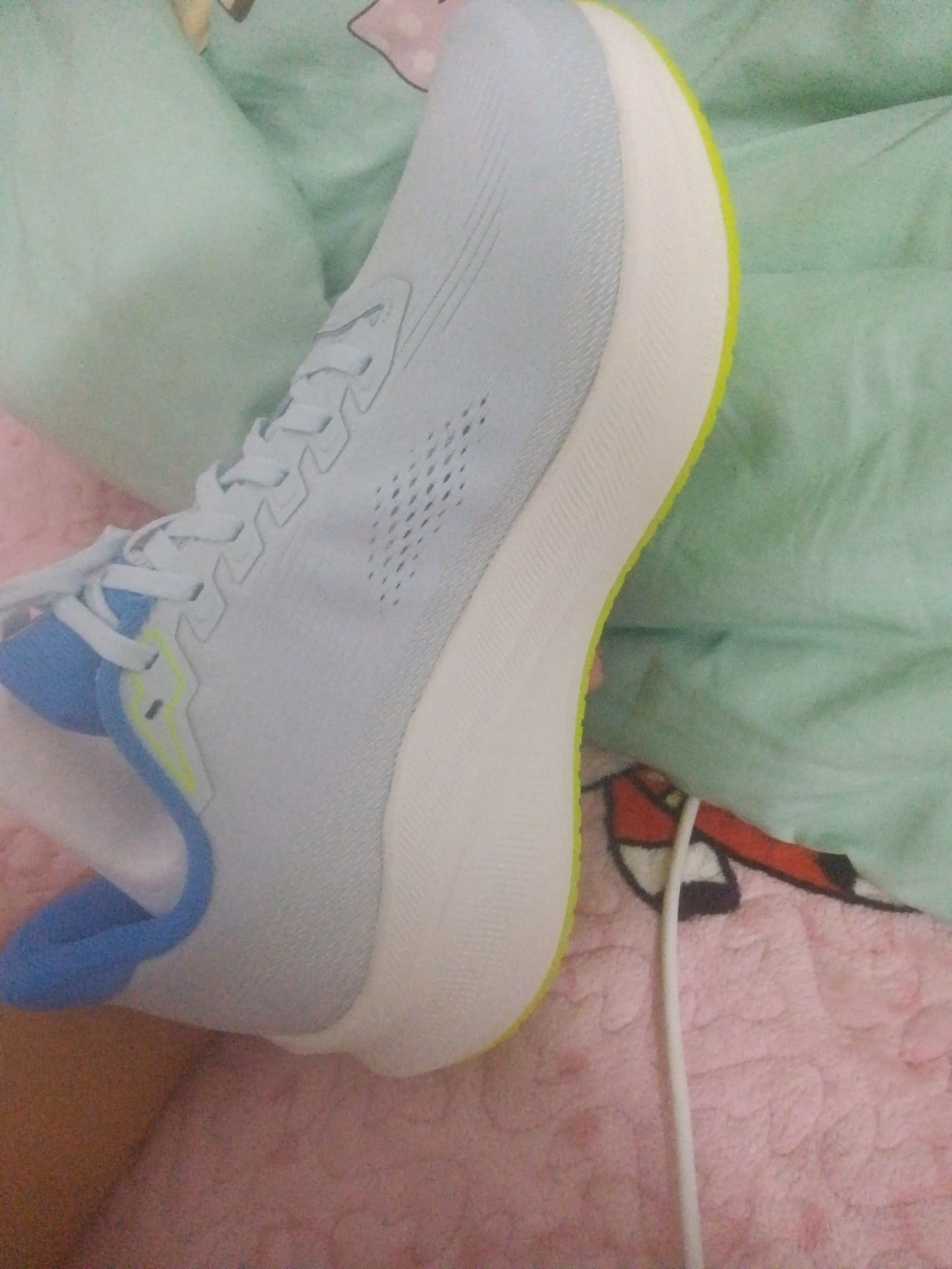 跑步轻快，不磨脚