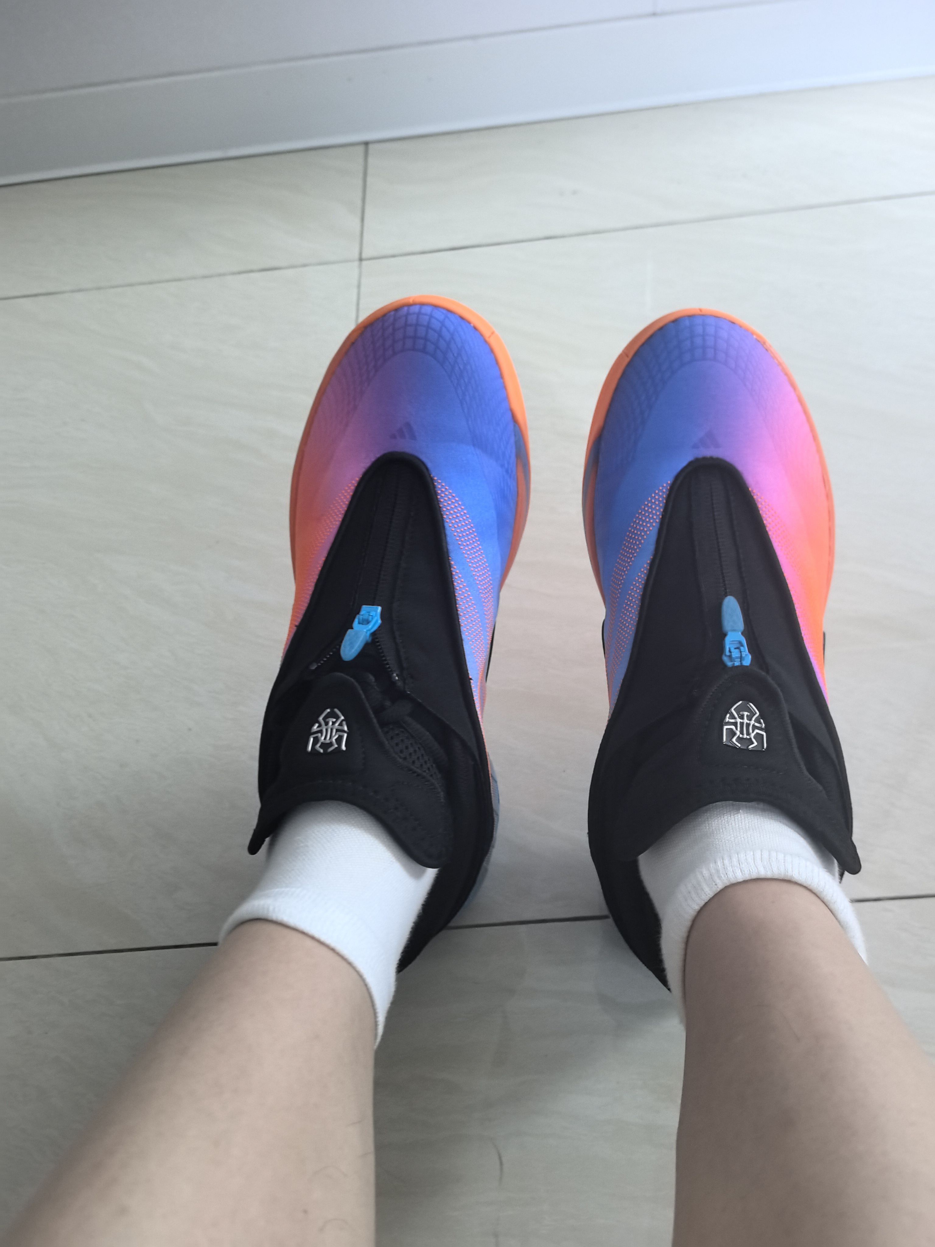 👟球鞋名称：

📌是否偏码【偏大/不偏码