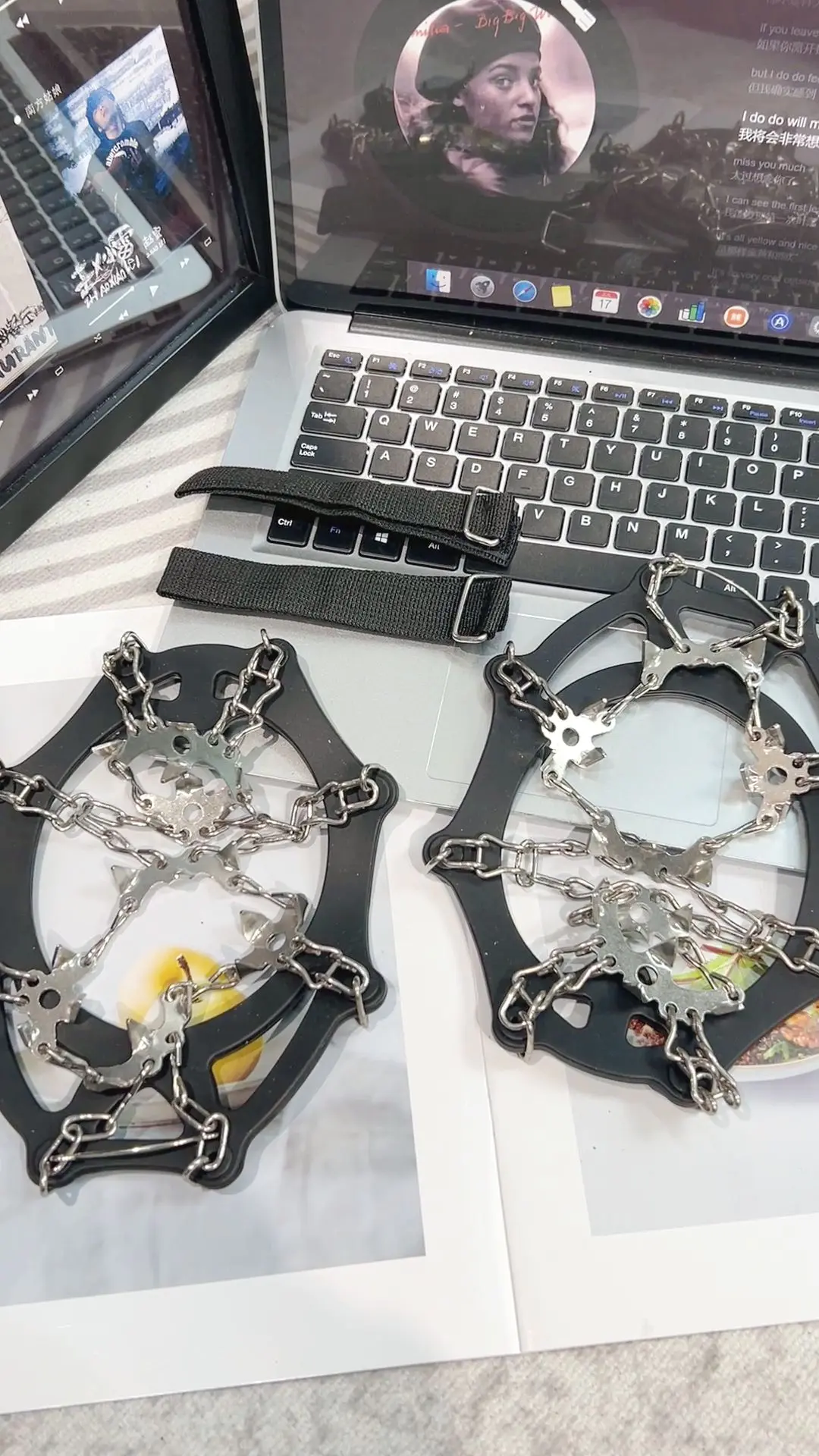 套上就走不用绑,鞋套式冰爪冬天戴手套也能穿