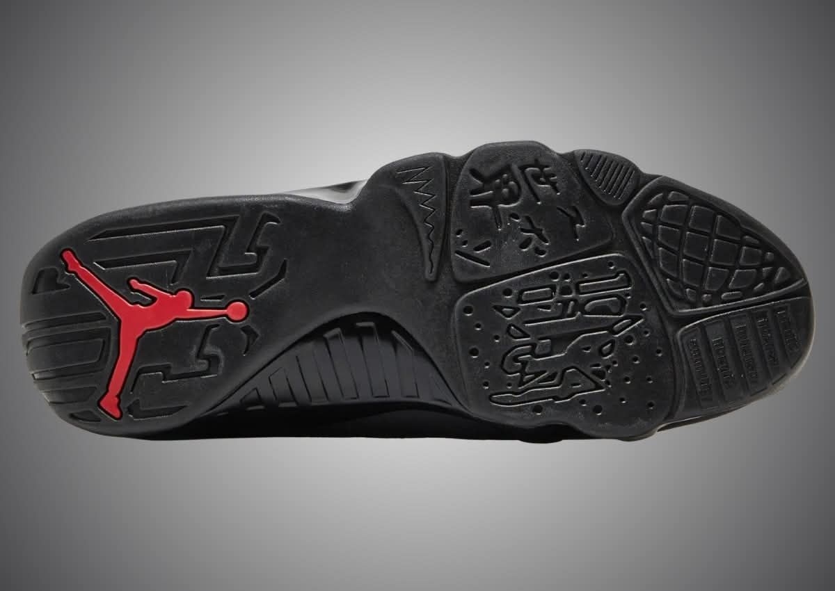 重磅复刻!Jordan 9 Charcoal 炭黑红将于2027秋季回归🔥