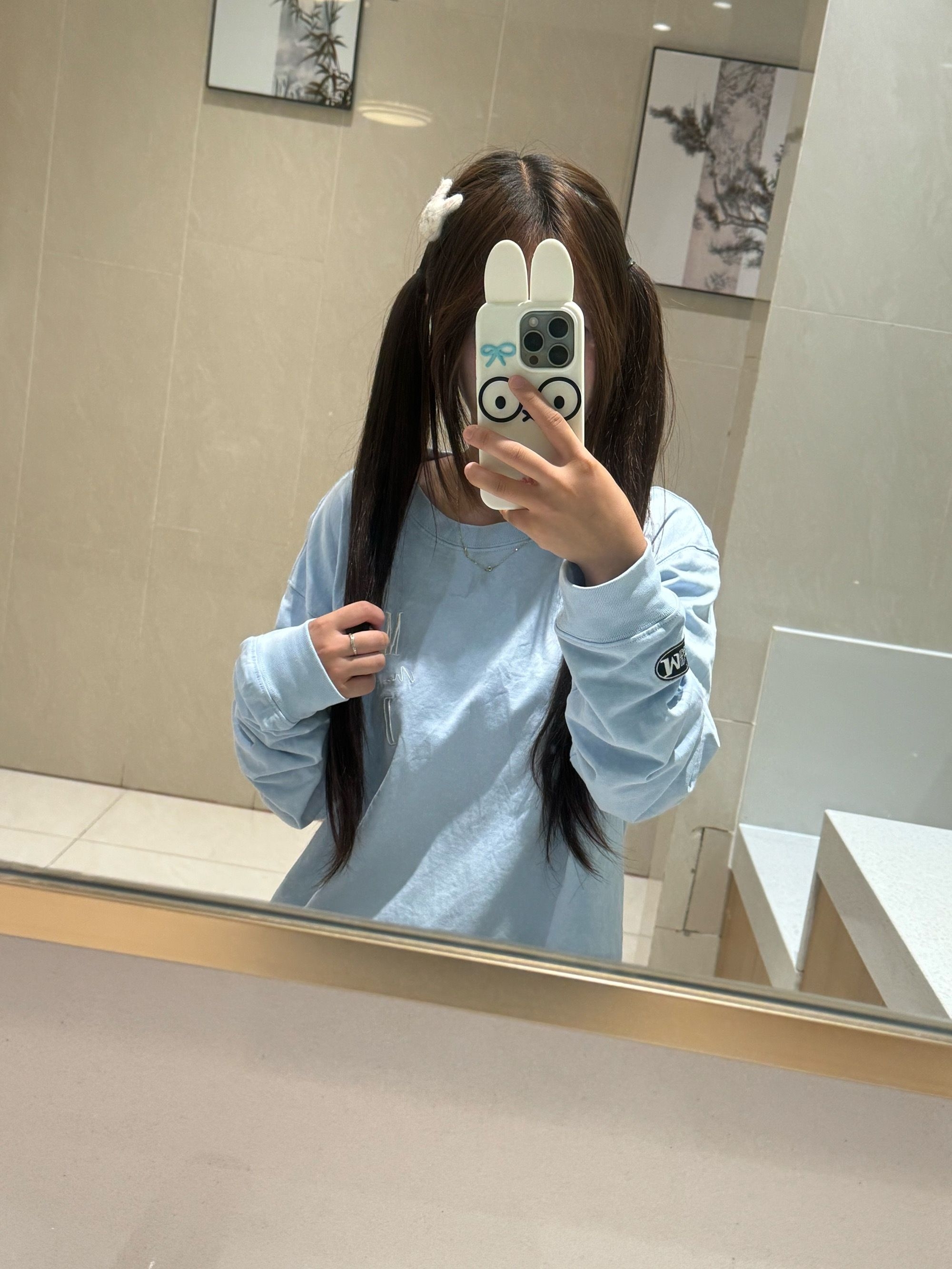 蓝色代表忧郁
