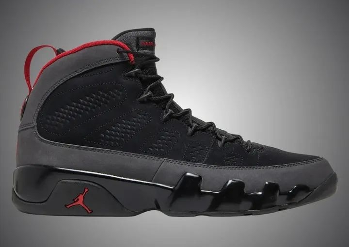 重磅复刻!Jordan 9 Charcoal 炭黑红将于2027秋季回归🔥