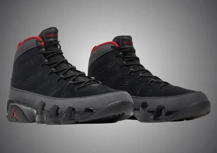 重磅复刻!Jordan 9 Charcoal 炭黑红将于2027秋季回归🔥