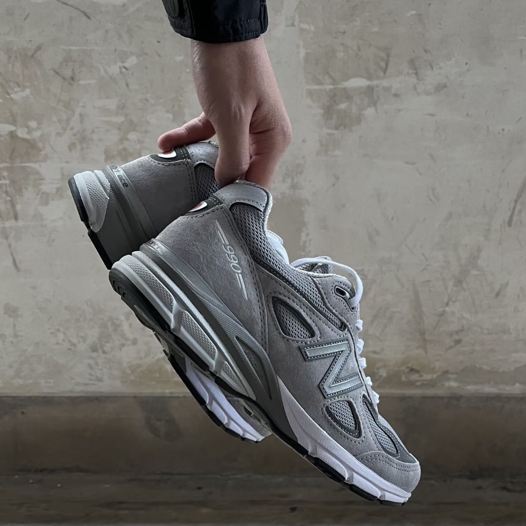 990V4 蛮帅