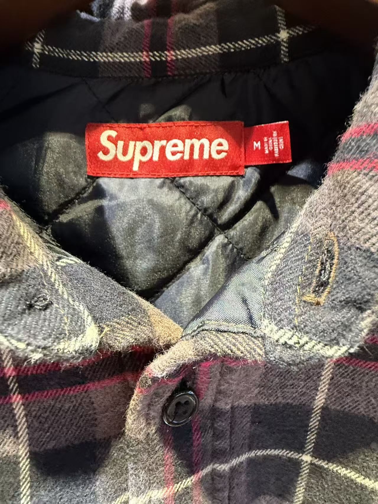 【Supreme 24FW灰红格纹绗缝衬衫 这件真的绝了🔥】