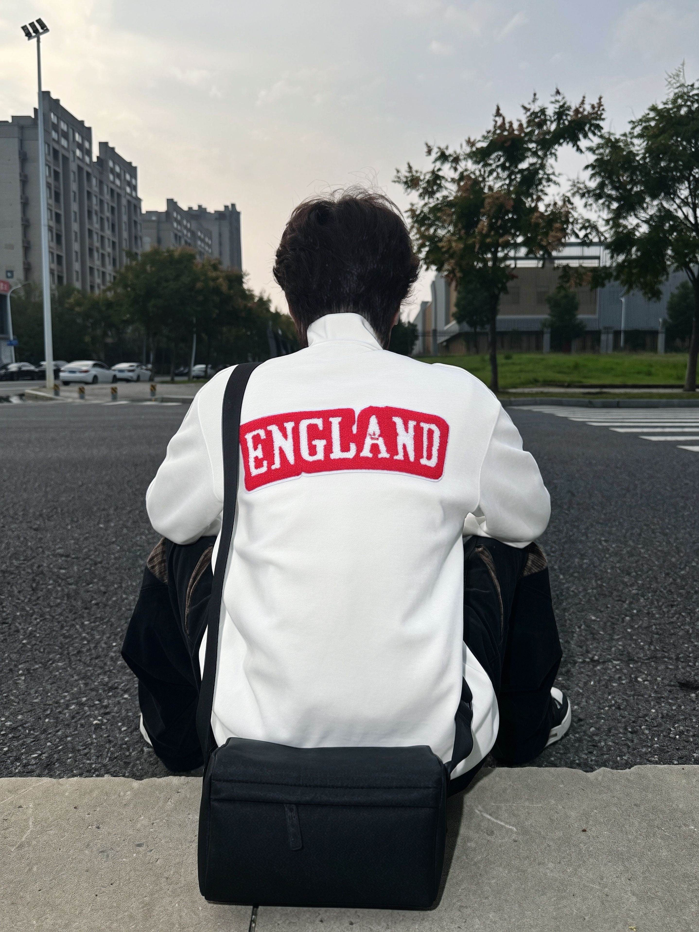 🍂秋日散步穿搭 舒服自在就很OK