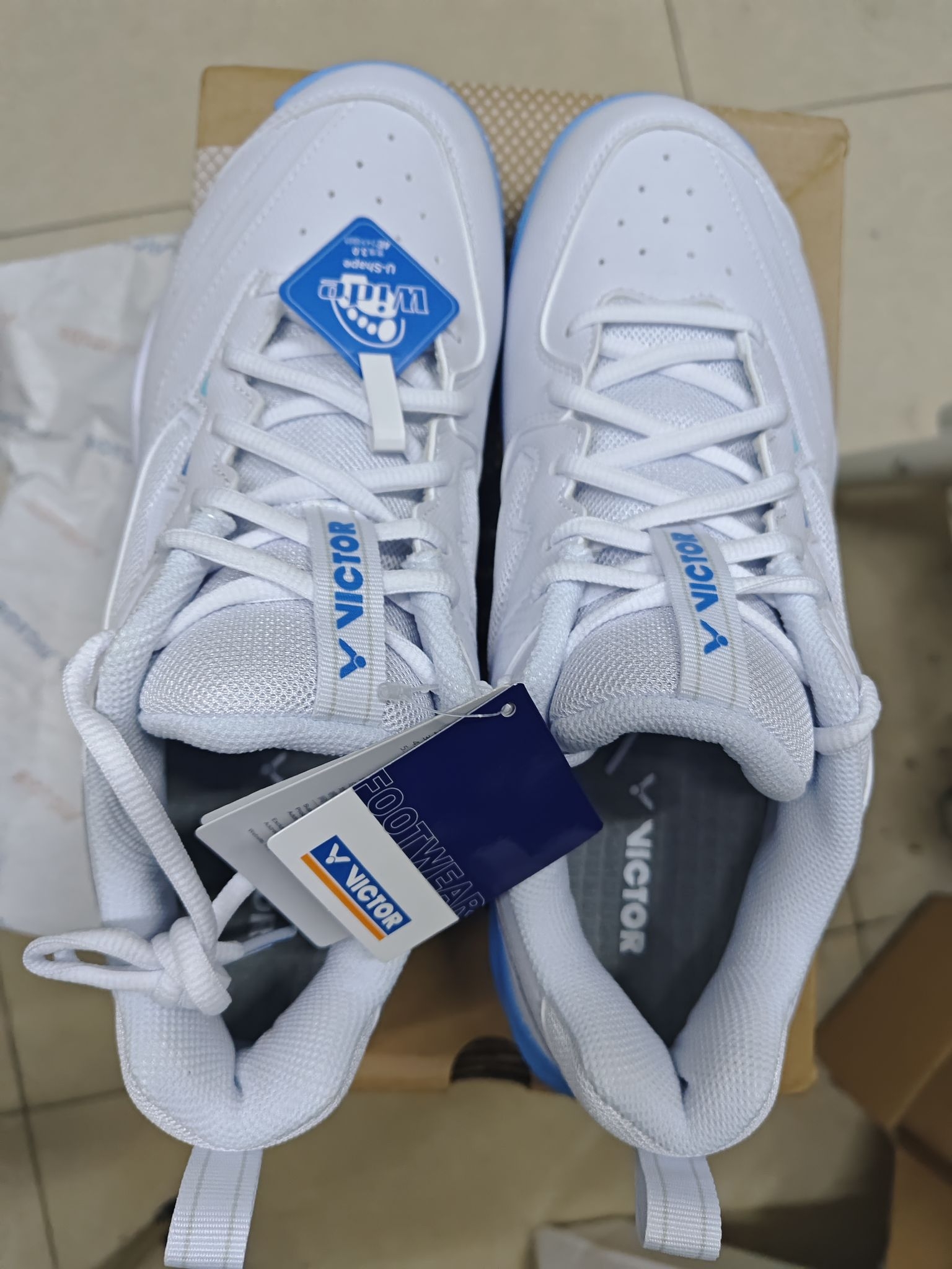 胜利羽毛球鞋9200ntd