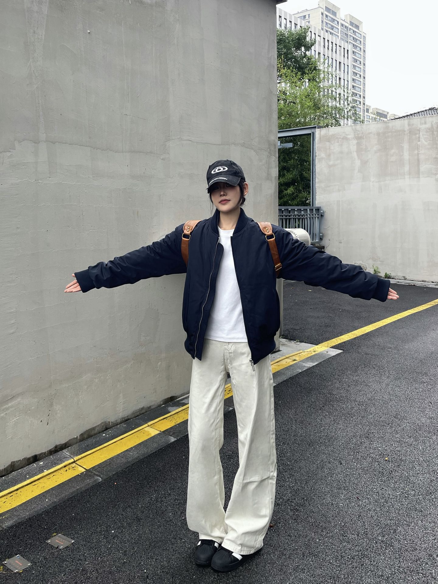 早秋街头不费力look~