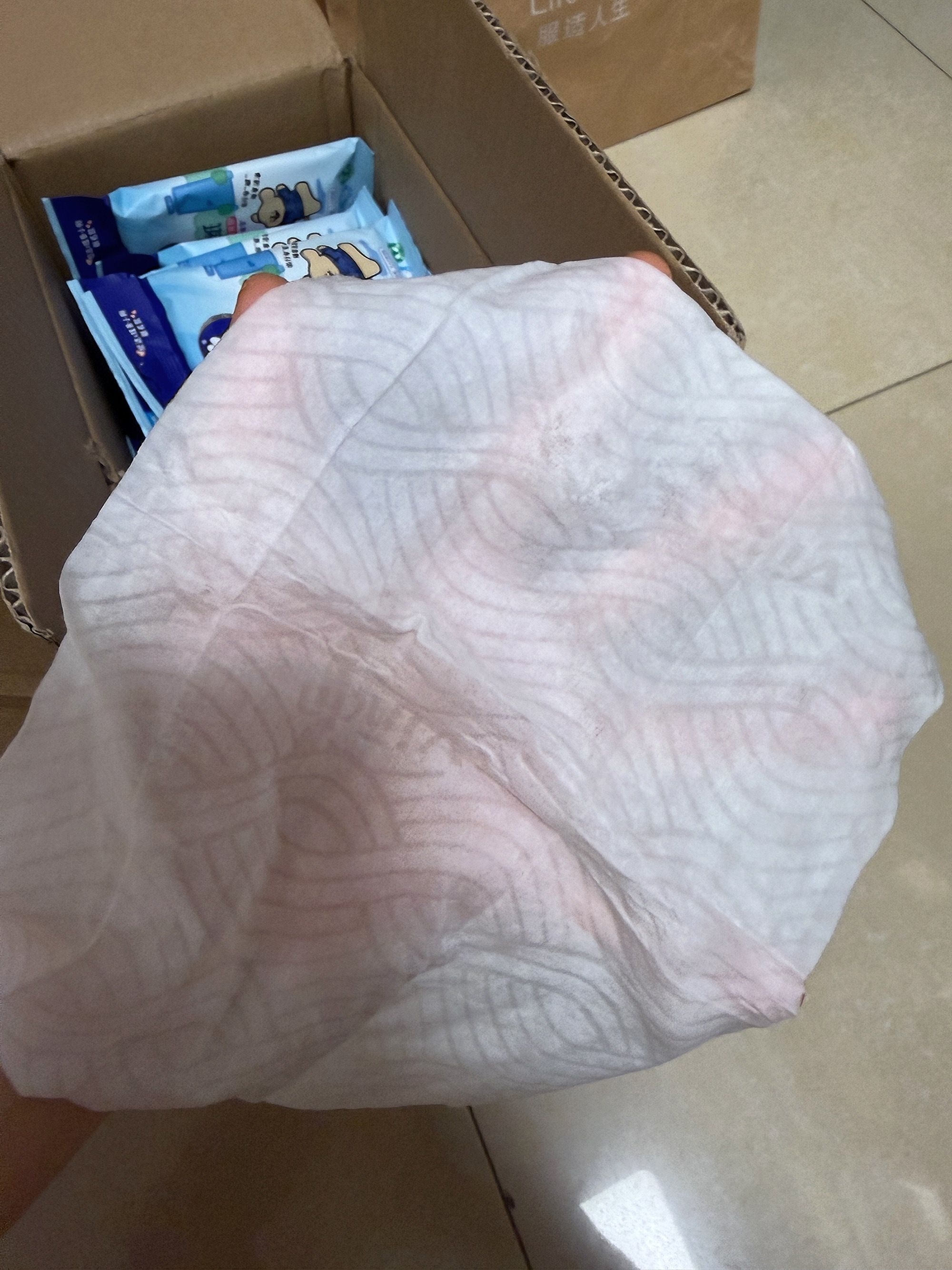 维达线条小狗联名湿厕纸,可爱又好用✨