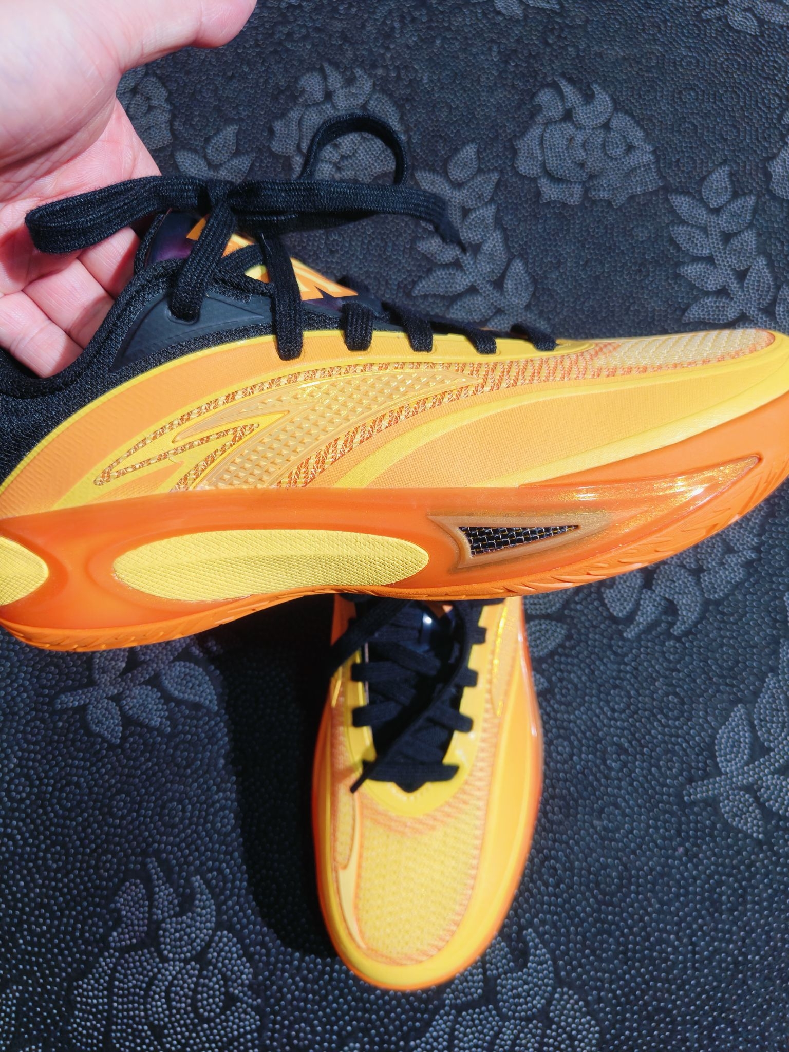 帅爆了我的鞋｜安踏锋芒3黄黑，球场实战颜值双在线🏀