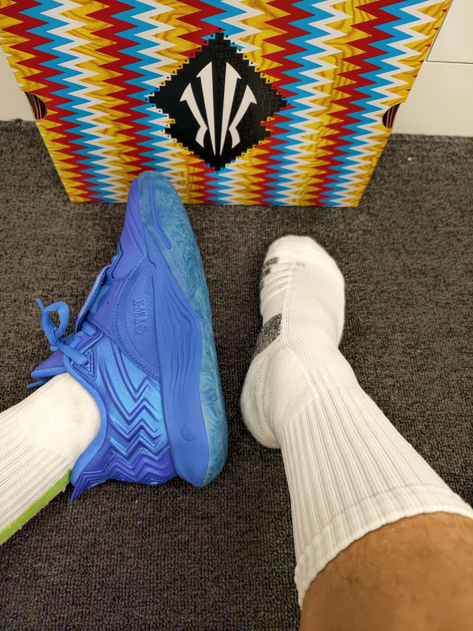 2张不到的这双蓝水晶欧文KAI2，真的是又帅又能打🏀