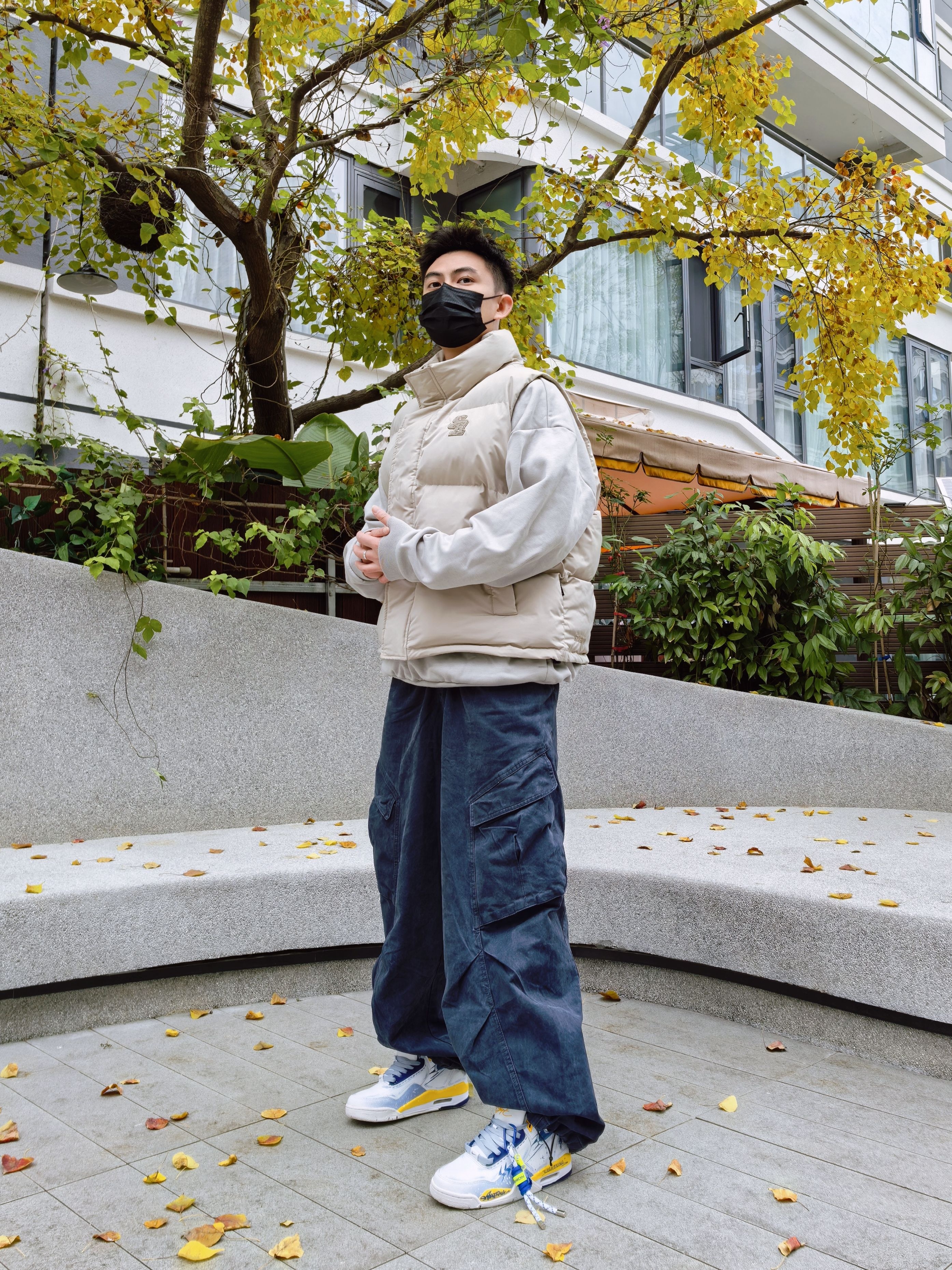 被秋季的落叶硬控🍂正好搭上了今天的OOTD!