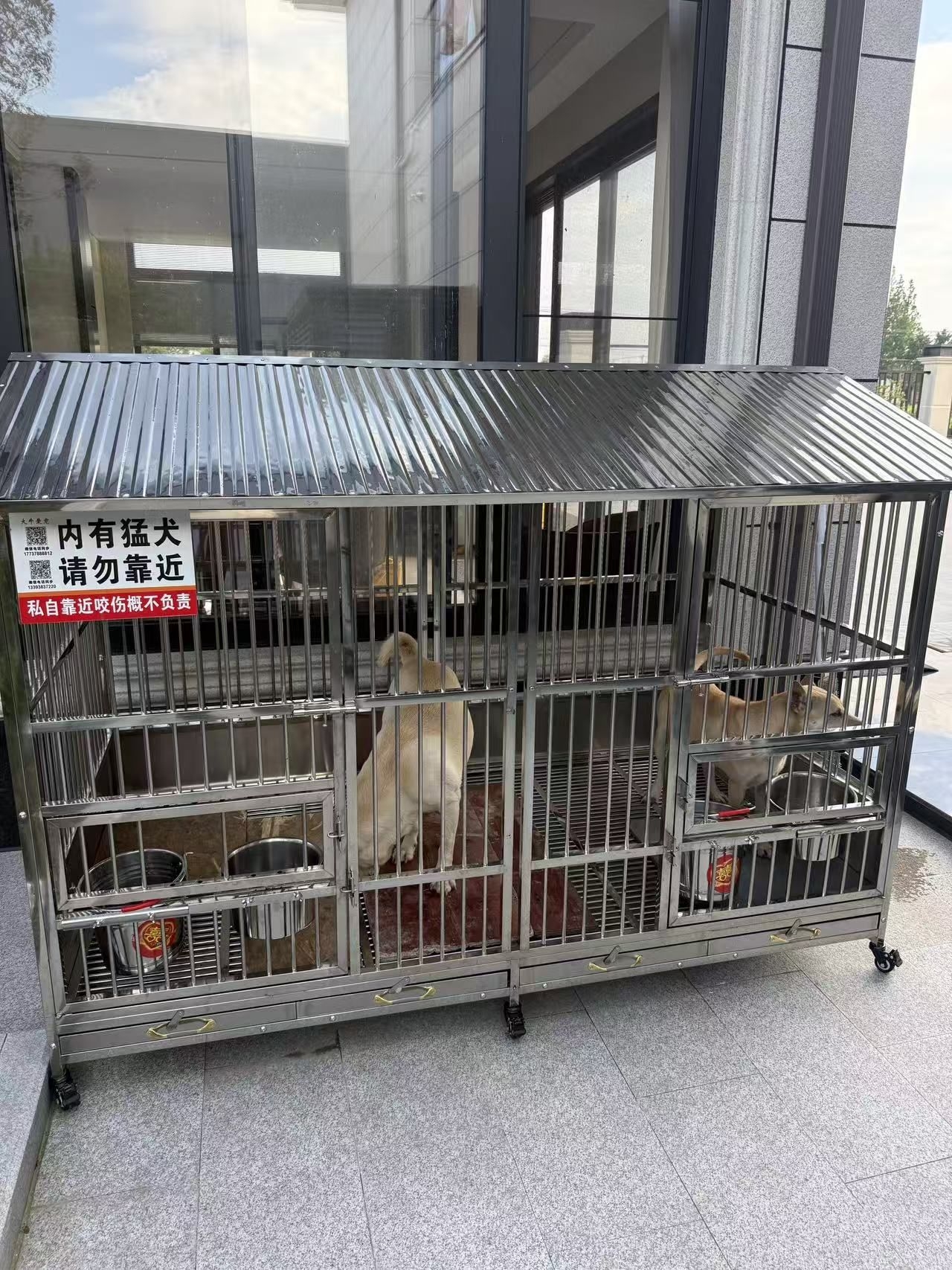 室外屋顶的隔热和防雨:顶棚高度和材质都要看
