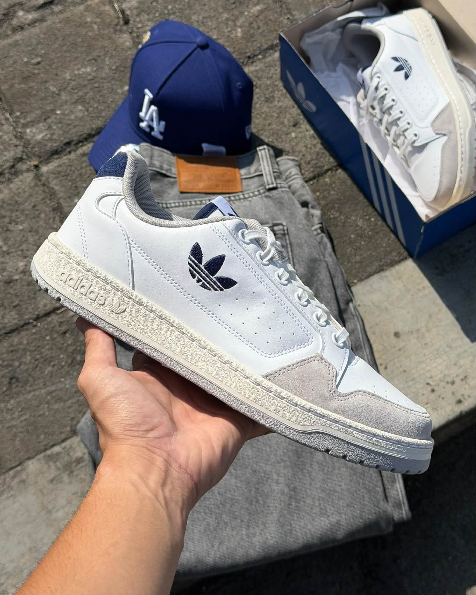 adidas三叶草白藏蓝复古板鞋｜低调耐看休闲款