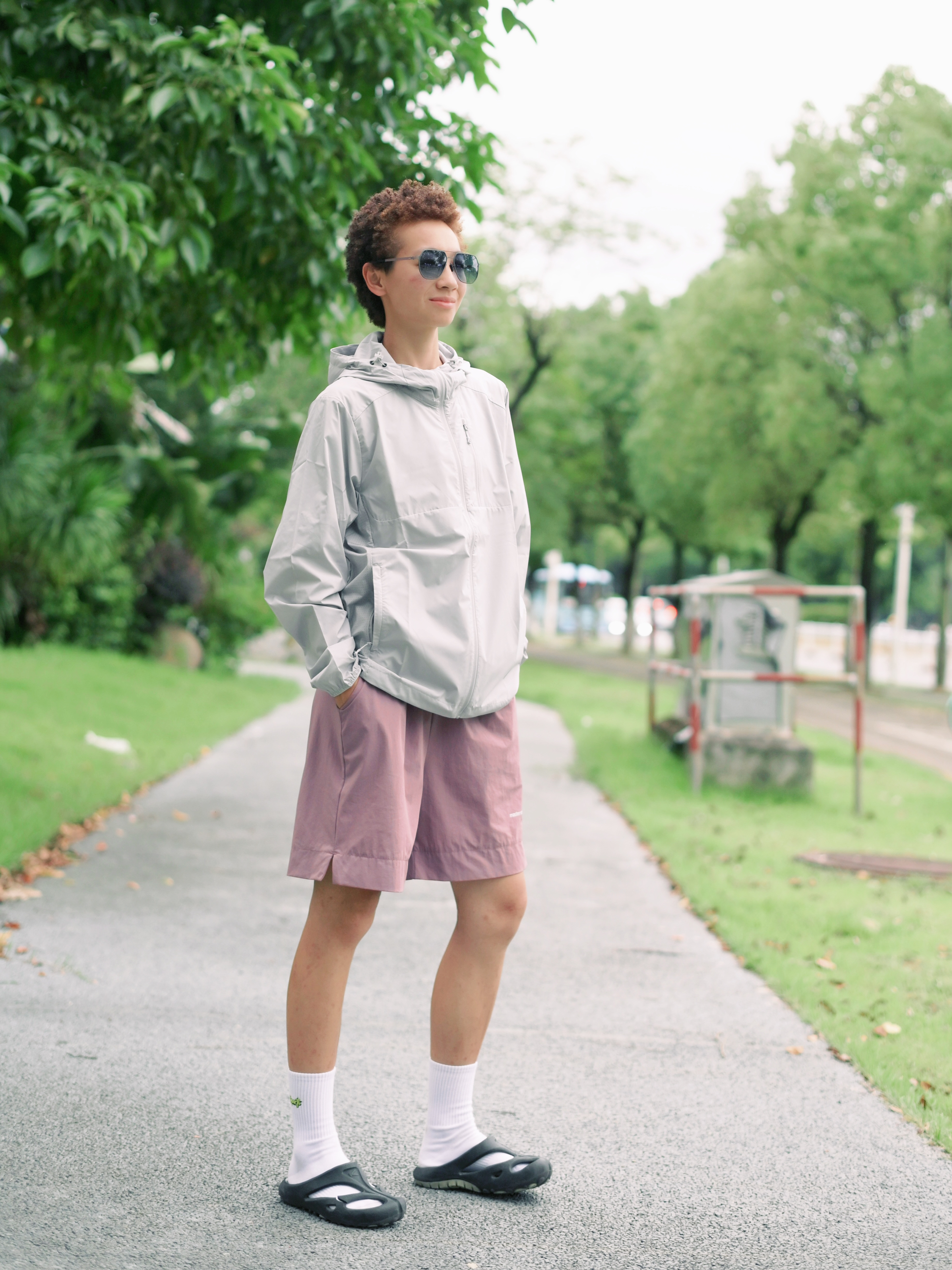 🌿当我把墨镜🕶️焊在脸上