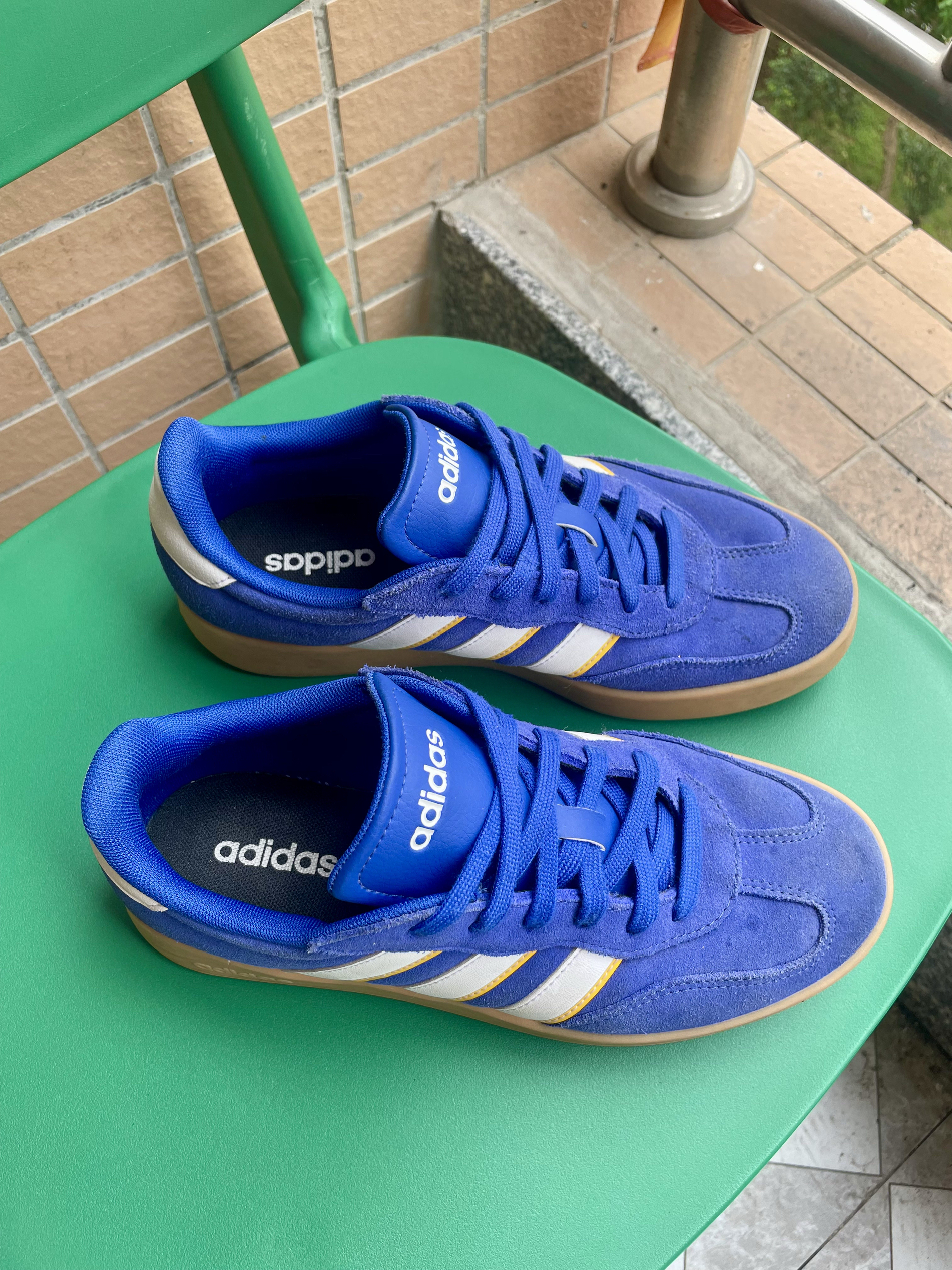 分享我的第二双“克莱因蓝”配色的adidas💙💙💙💙
