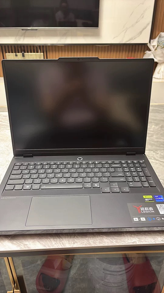 这款电脑使用体验非常满意，性能强劲流畅，