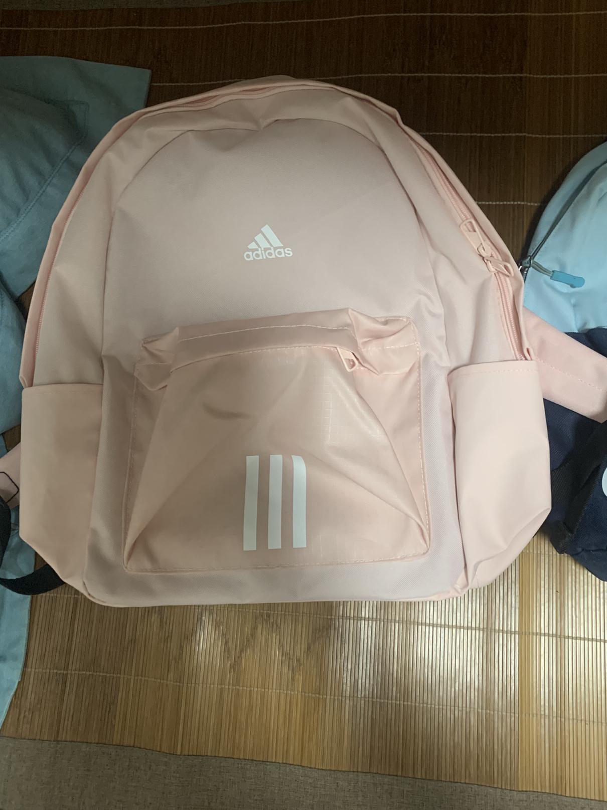 书包到了效果很好很喜欢