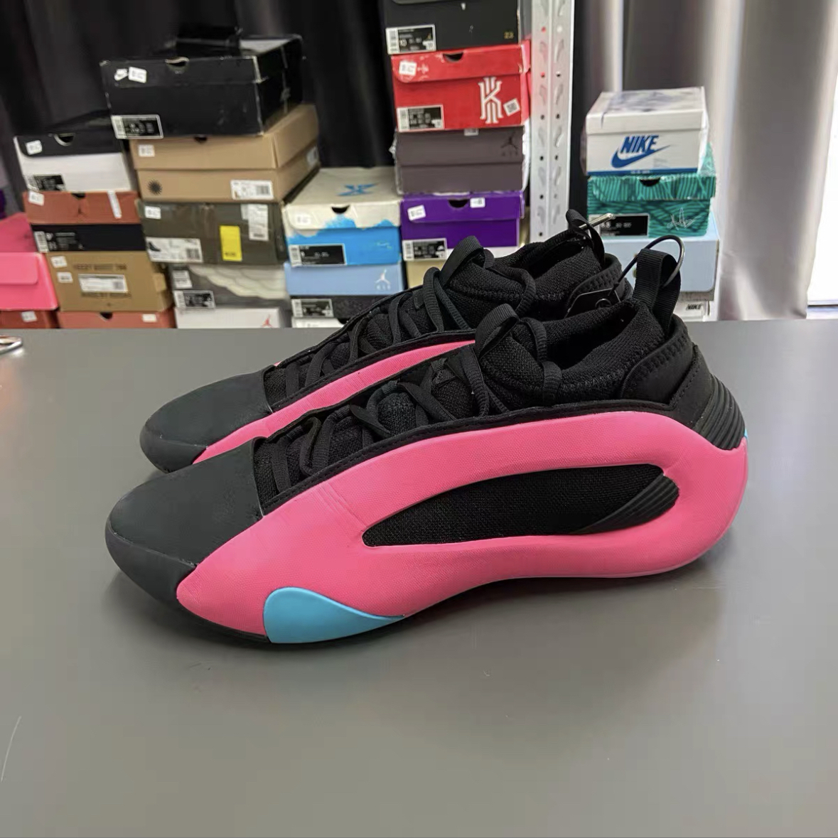 Adidas 哈登8 黑粉