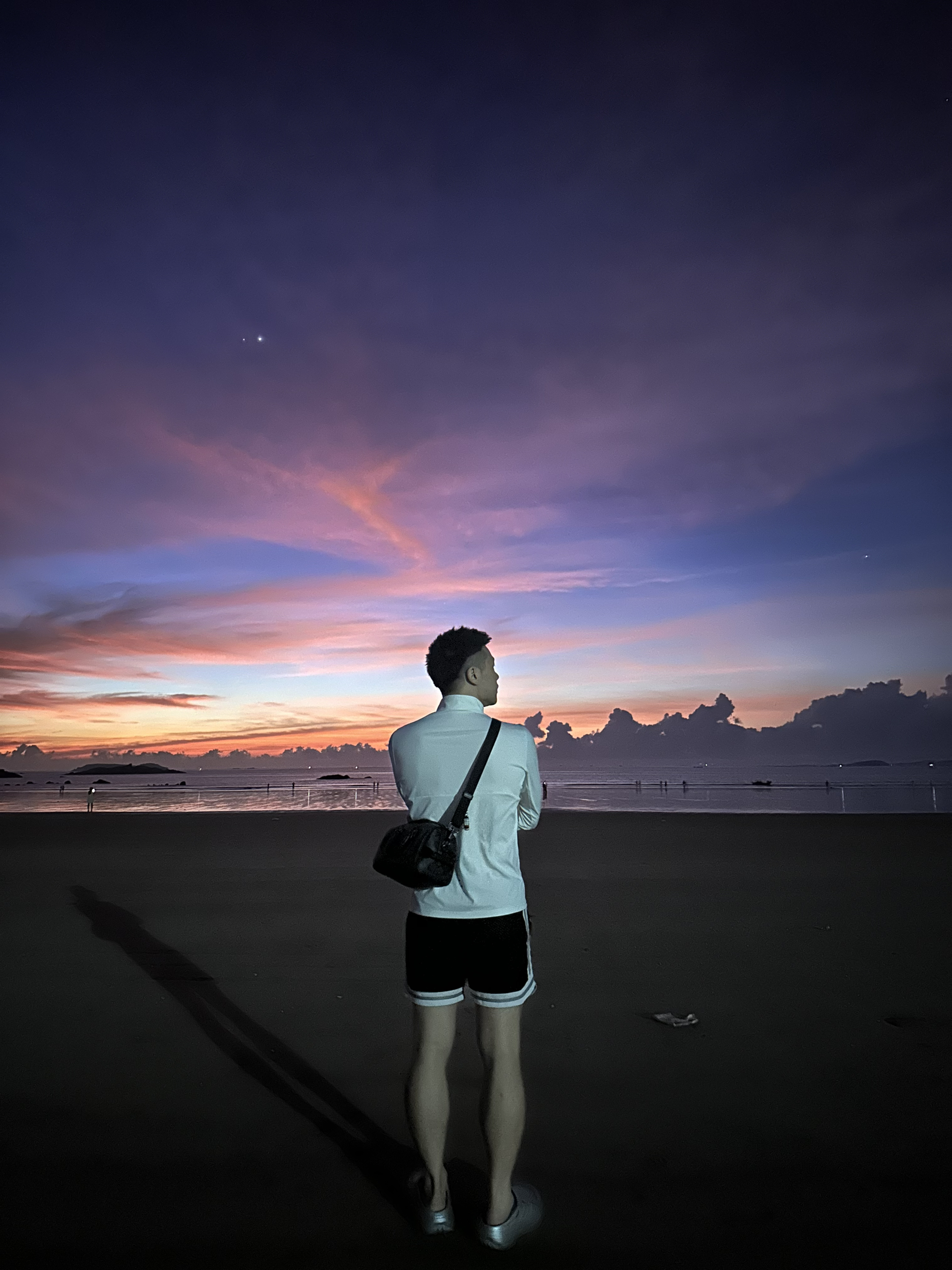 假期海边出行标准穿搭