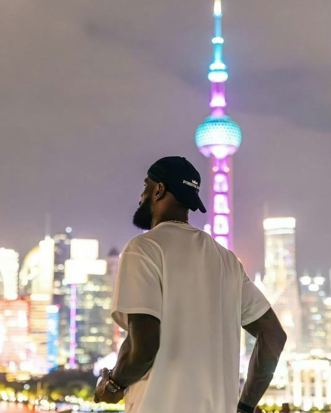 詹姆斯上海之夜