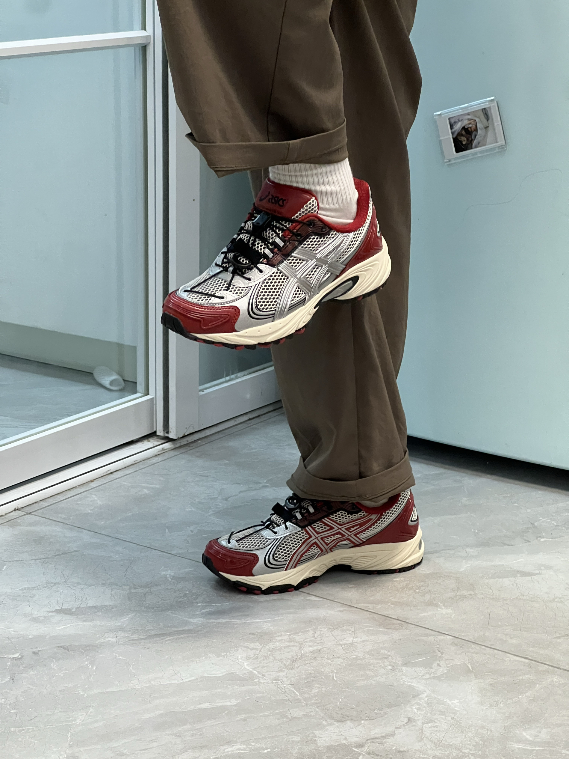 asics小红鞋！帅是真的帅了～