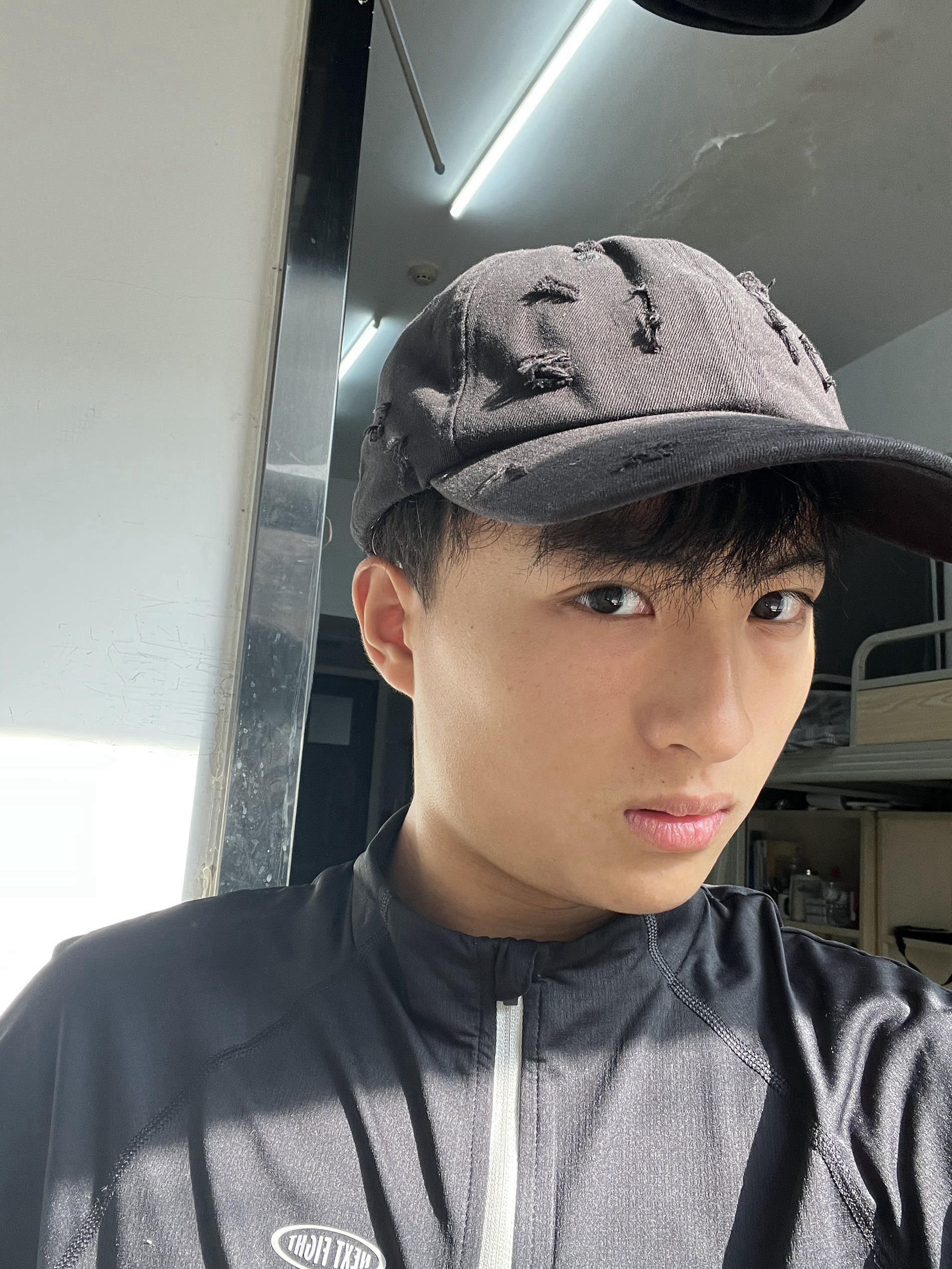 百搭鸭舌帽