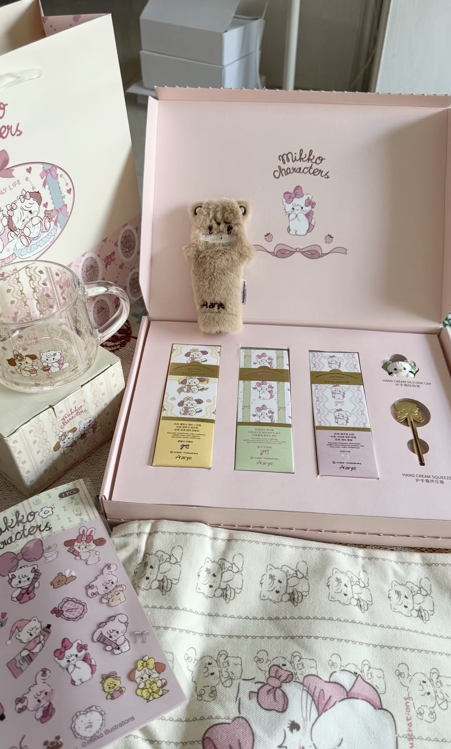 安野屋mikko联名🎀 ՞•･•՞🐾