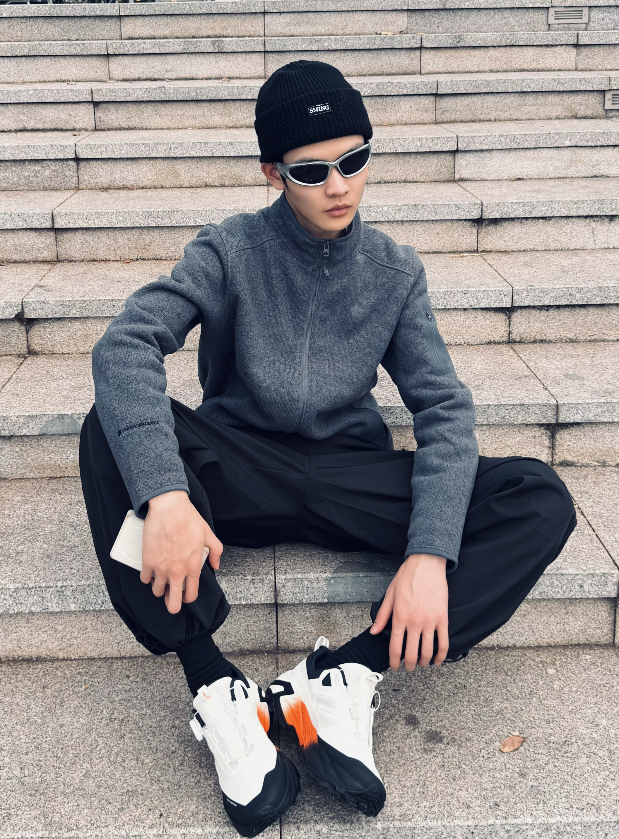 今日户外运动OOTD分享 伯希和徒步运动鞋➕伯希和户外爬山抓绒外套‼️