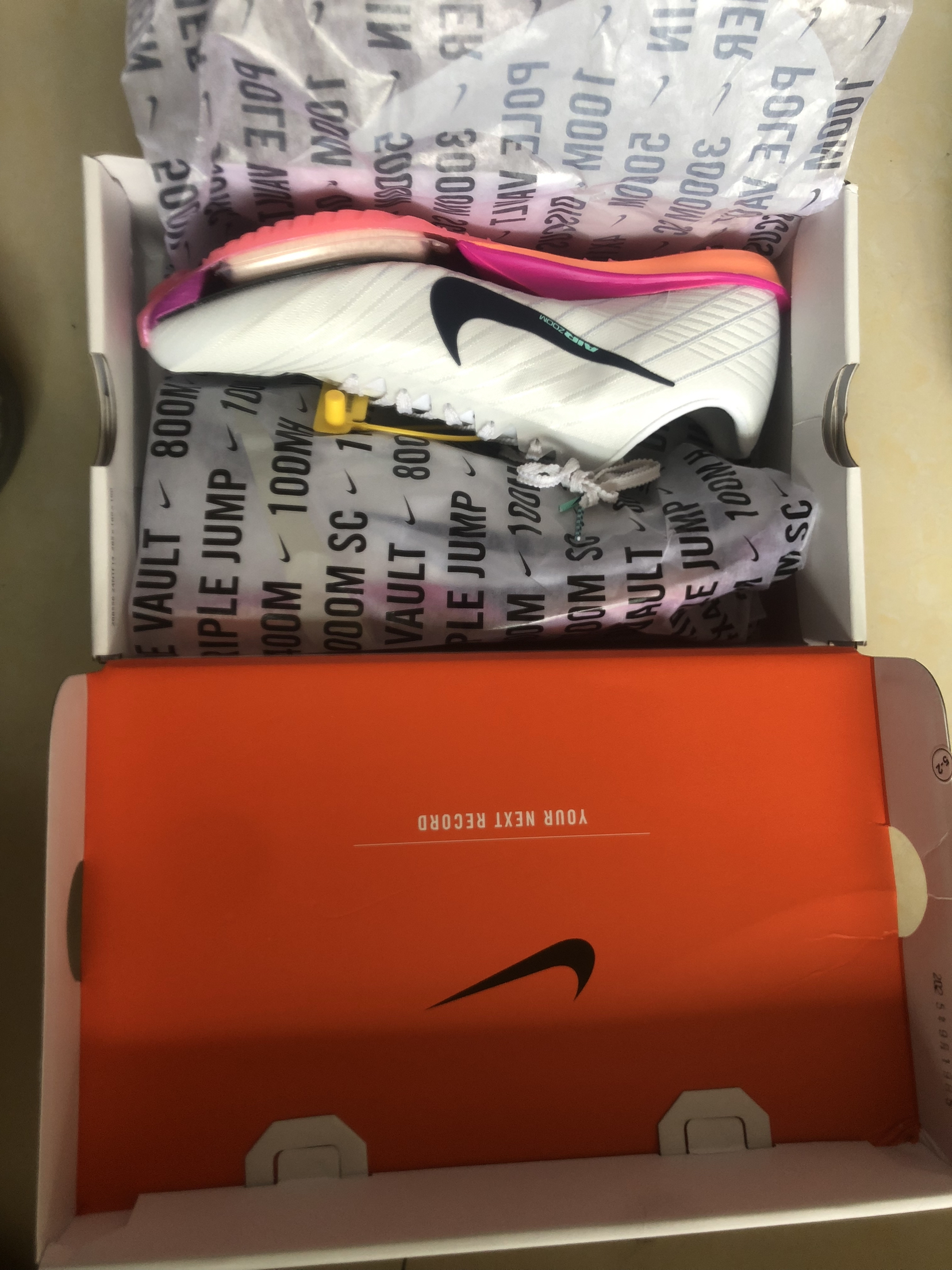 喜欢 新年快乐 愿大家都穿上自己喜欢的鞋