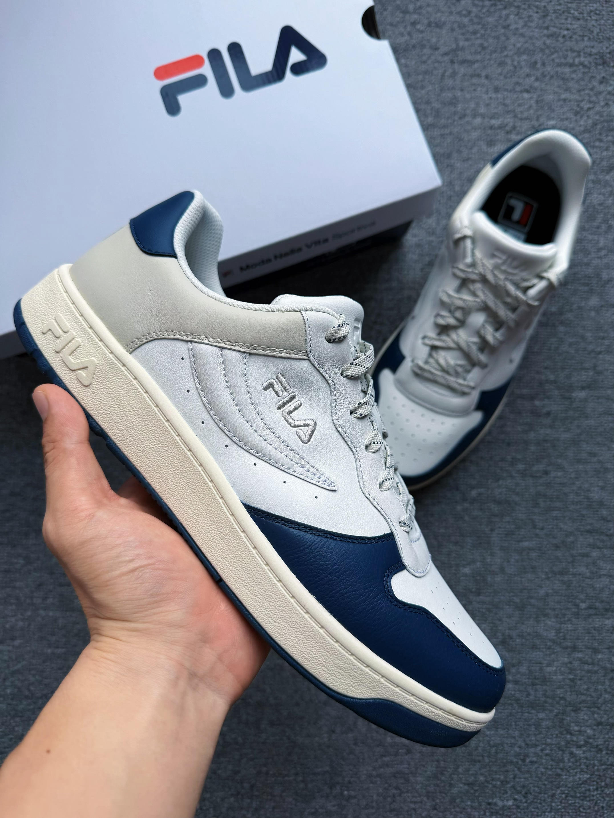 清爽帅气❗️斐乐轻弹小板鞋🤠