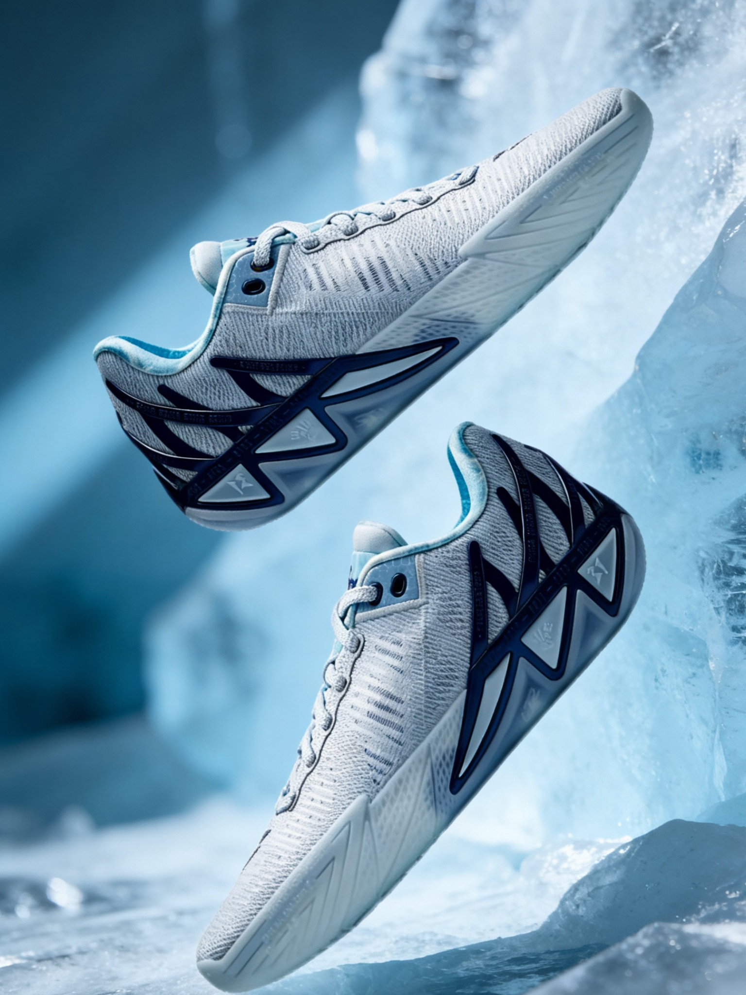 安踏KT11冰冻蓝 被低估的射手实战神鞋