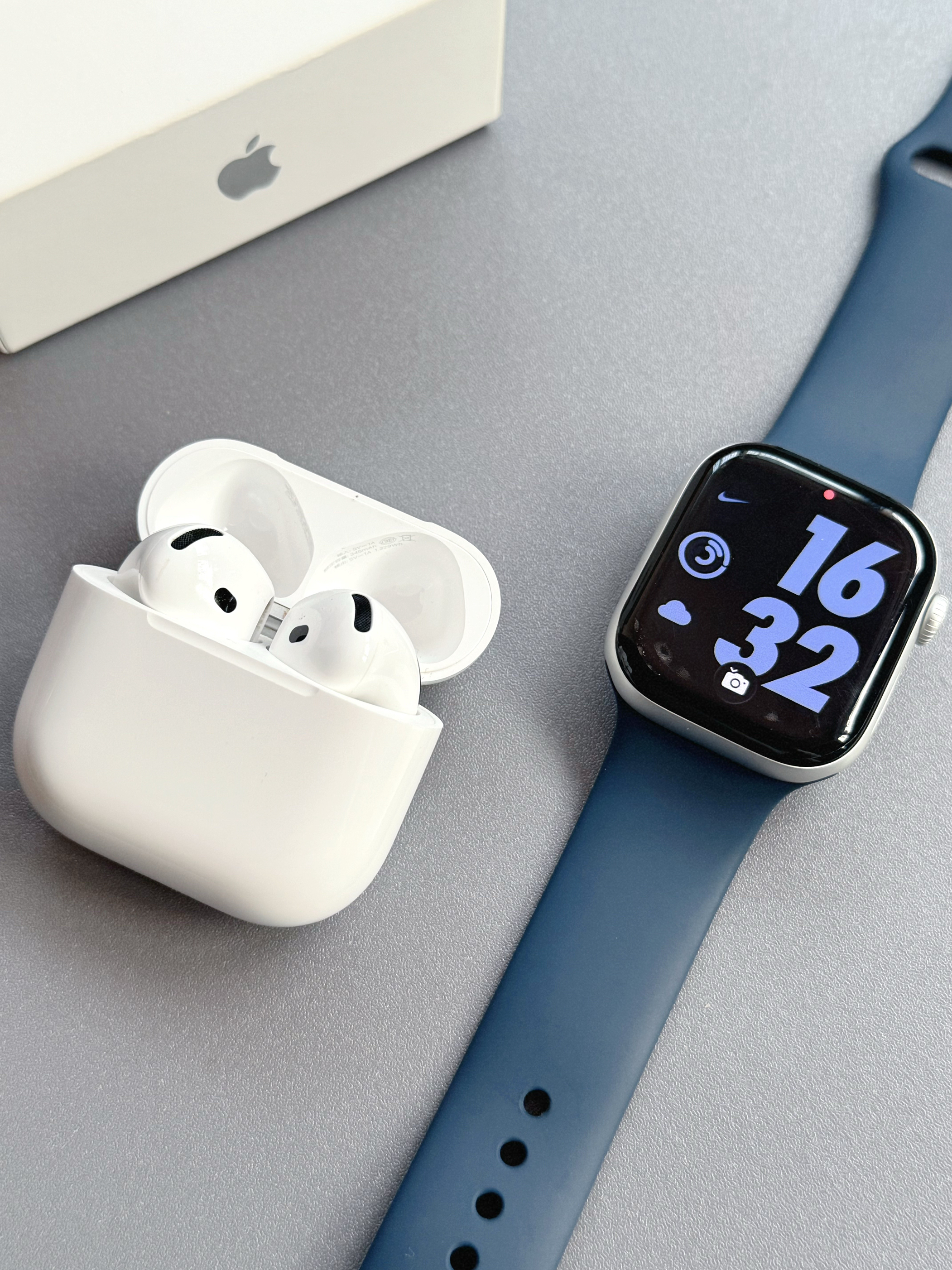 我的新年双件套~Apple Watch,AirPods4