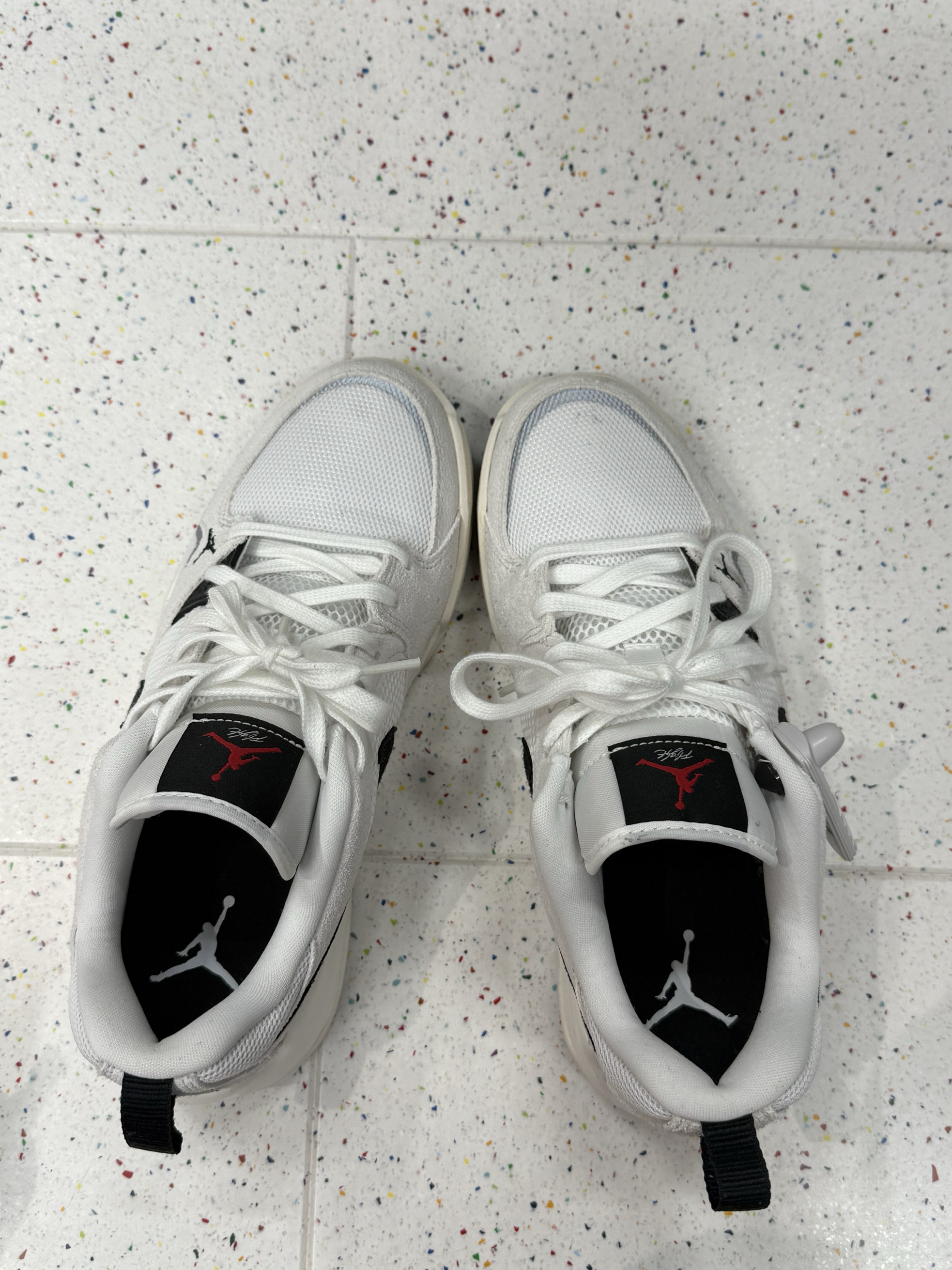 穿了半个月,终于懂这双鞋为啥是懒人福音了🤍