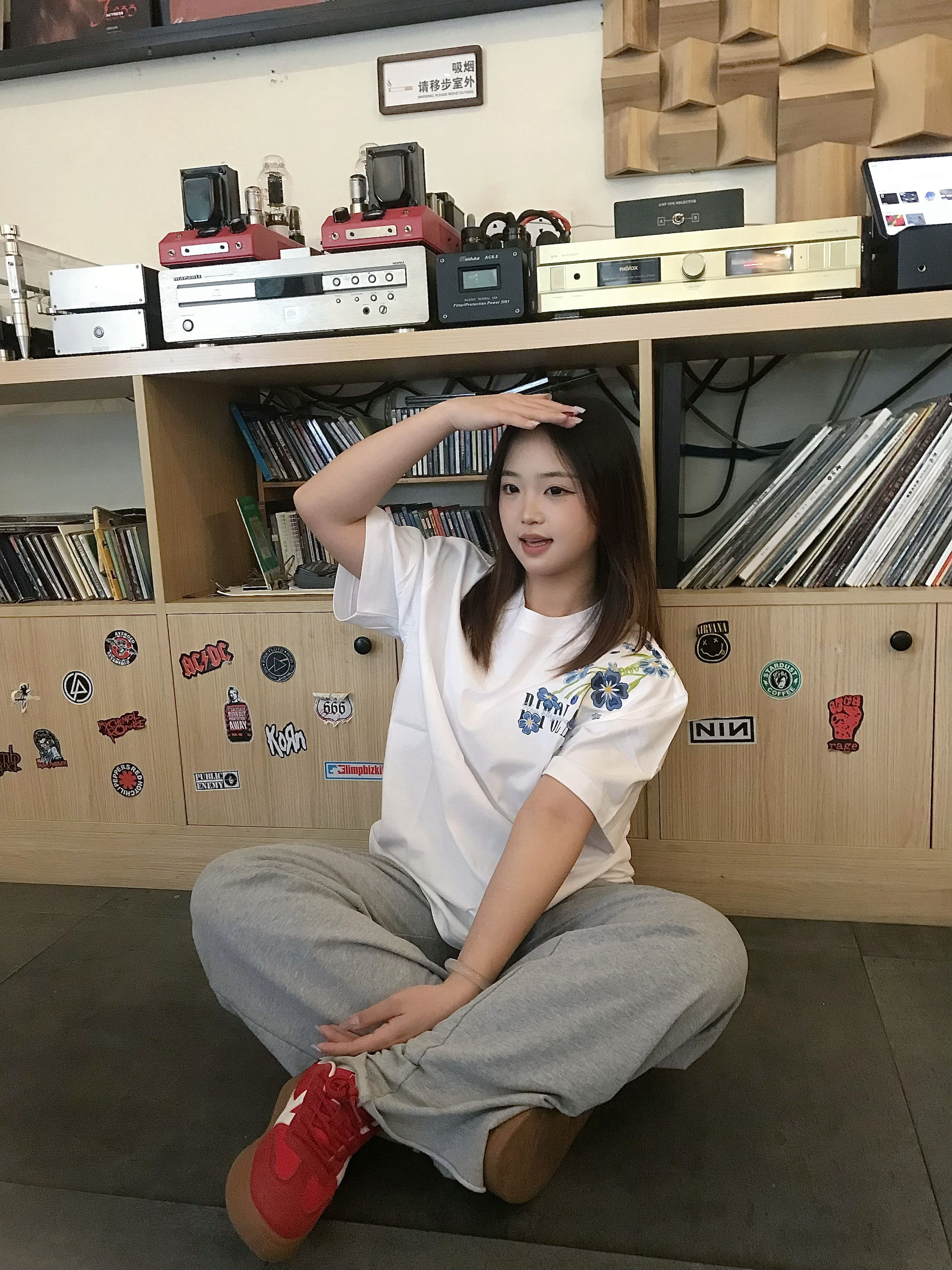 🪞莫比乌斯环的复古氛围感小衫