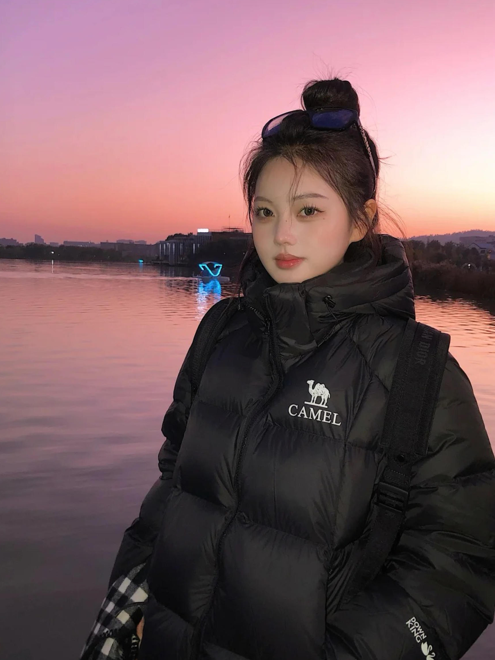 降温天的安全感全靠这件骆驼羽绒服撑住！