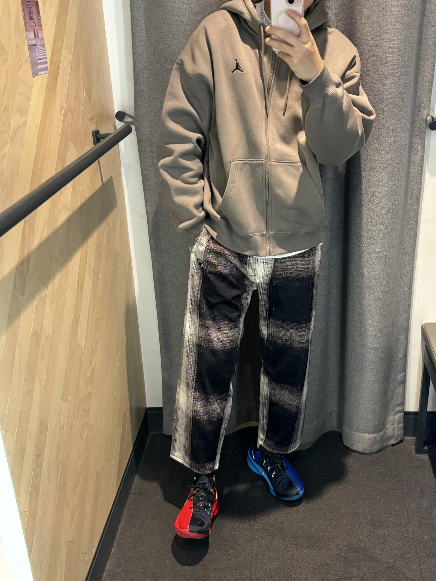 北方入春穿搭还得看乌鲁木齐