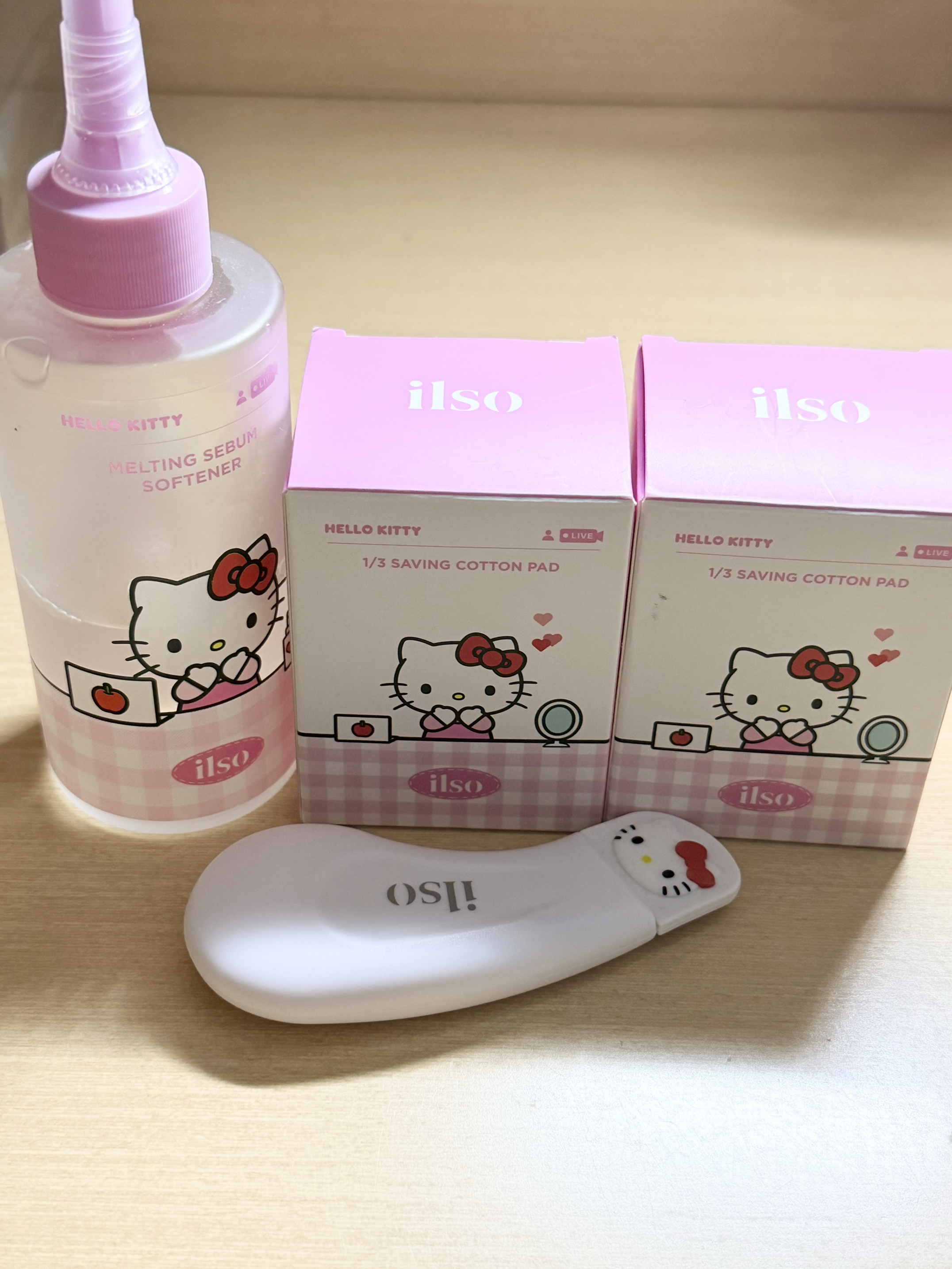 挖到宝！这套粉Kitty护肤让我爱上清洁鼻子