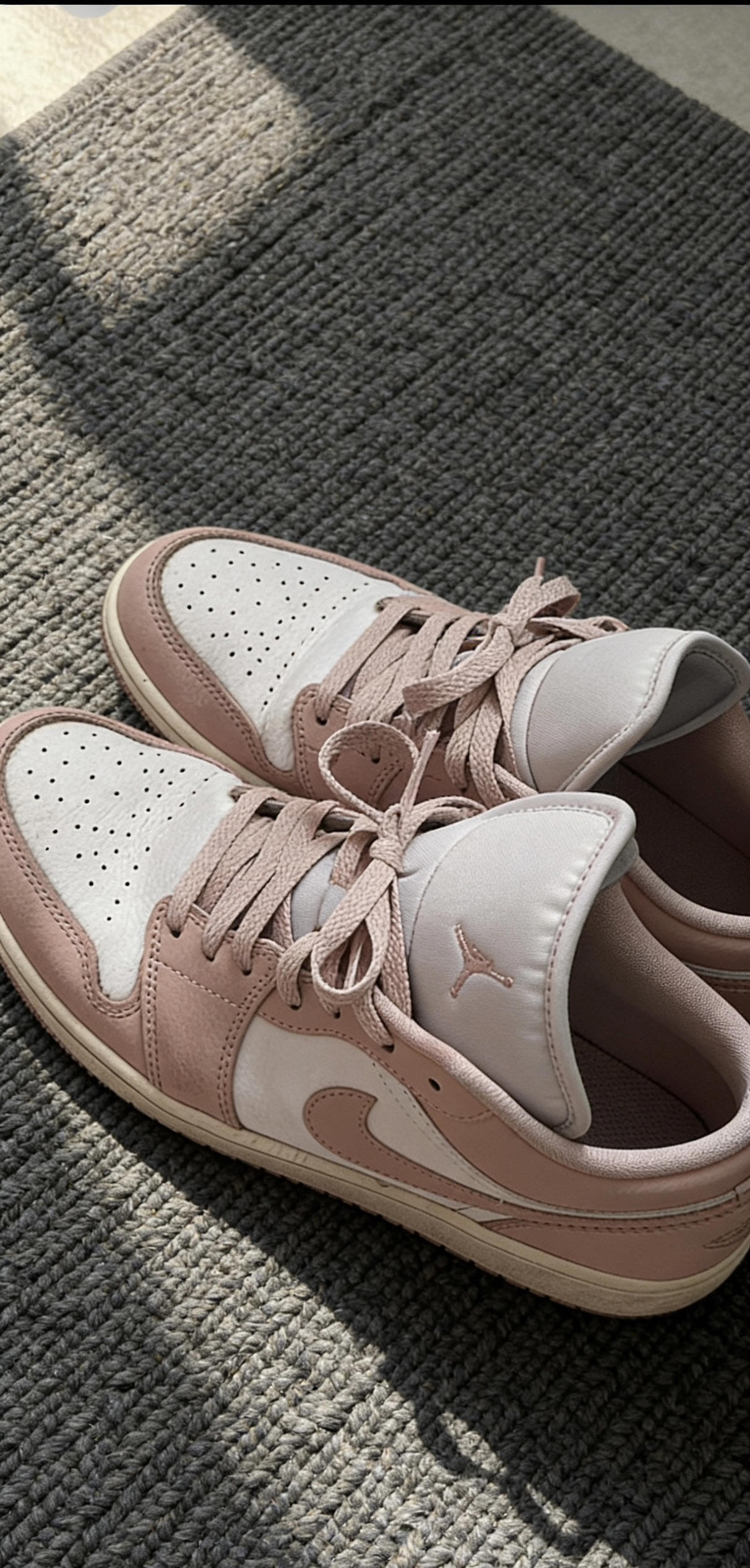 被问爆的粉AJ｜男生上脚居然这么好看👟