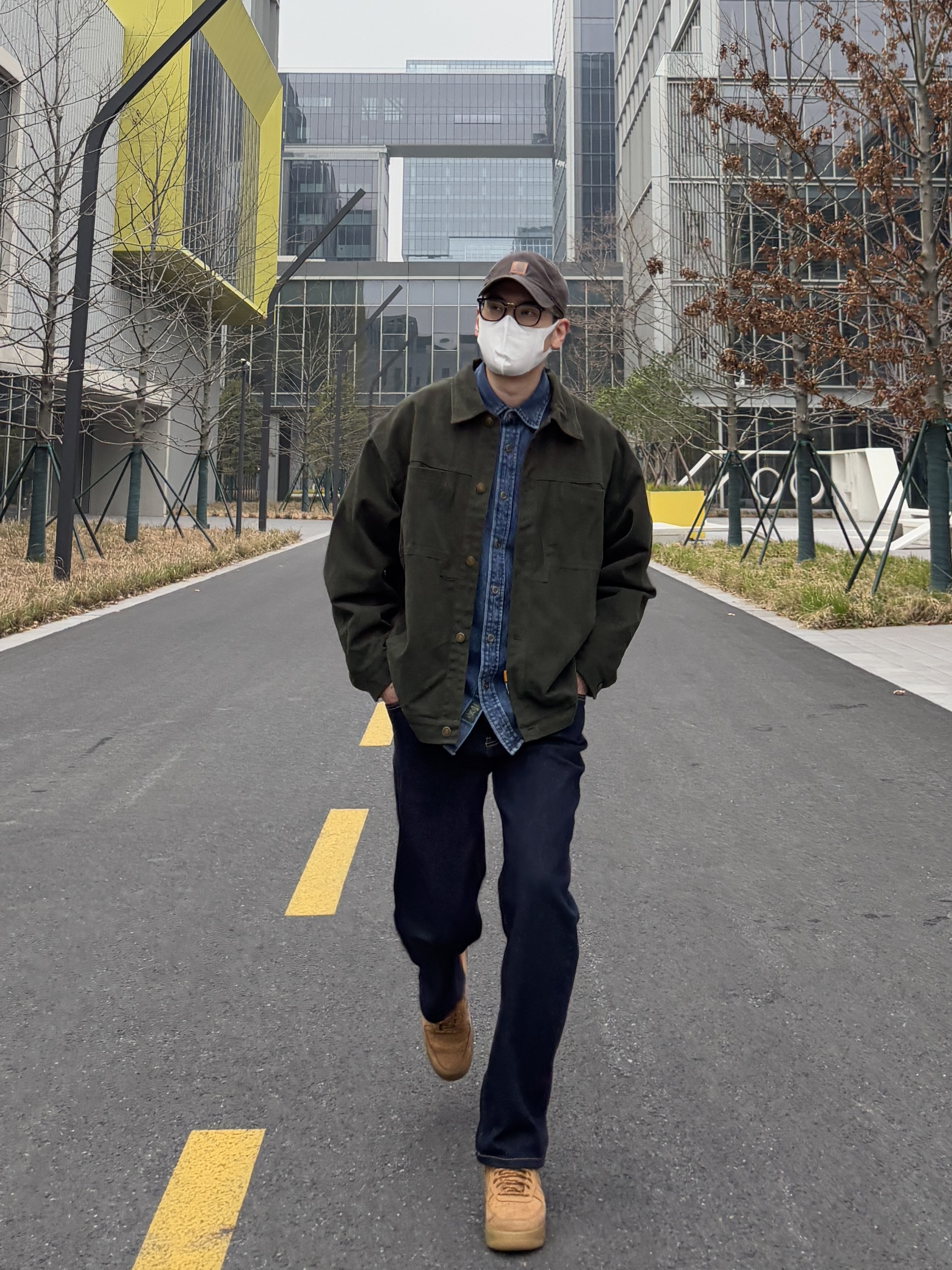 质感型男日常出街，硬朗气质轻松拿捏😎