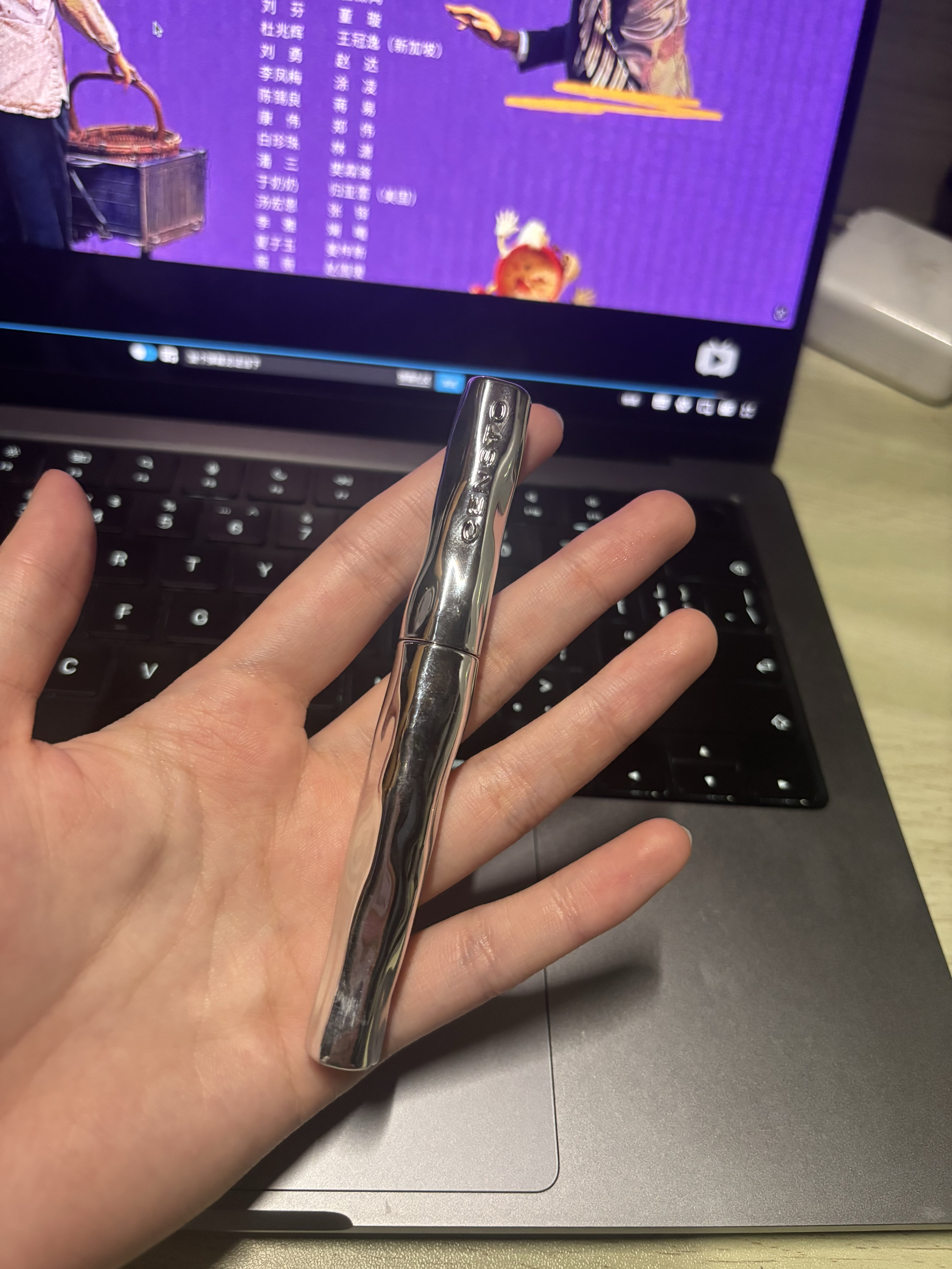 原来我的睫毛这么长！