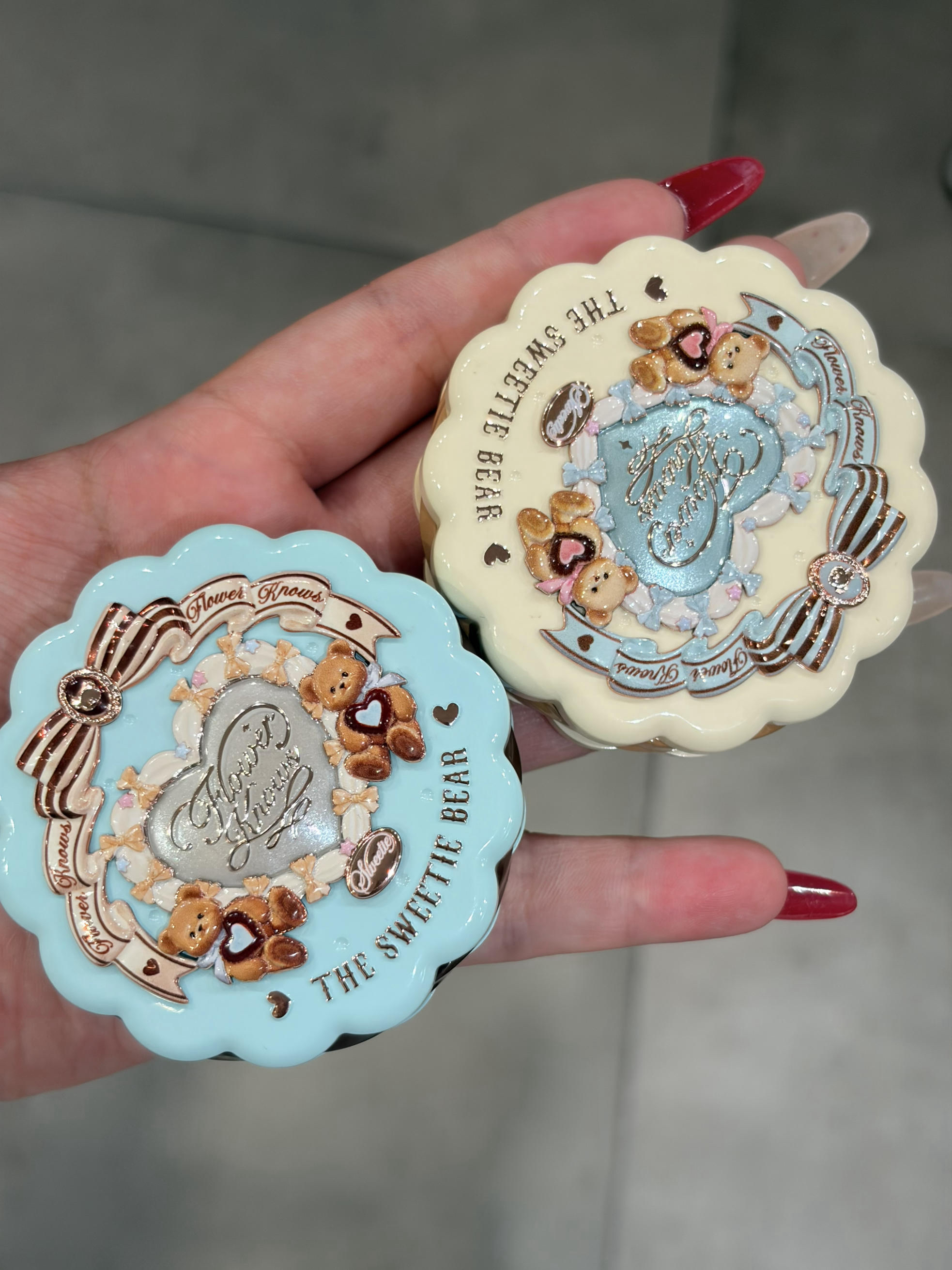 宝宝你们是两块可爱的小饼干🍪