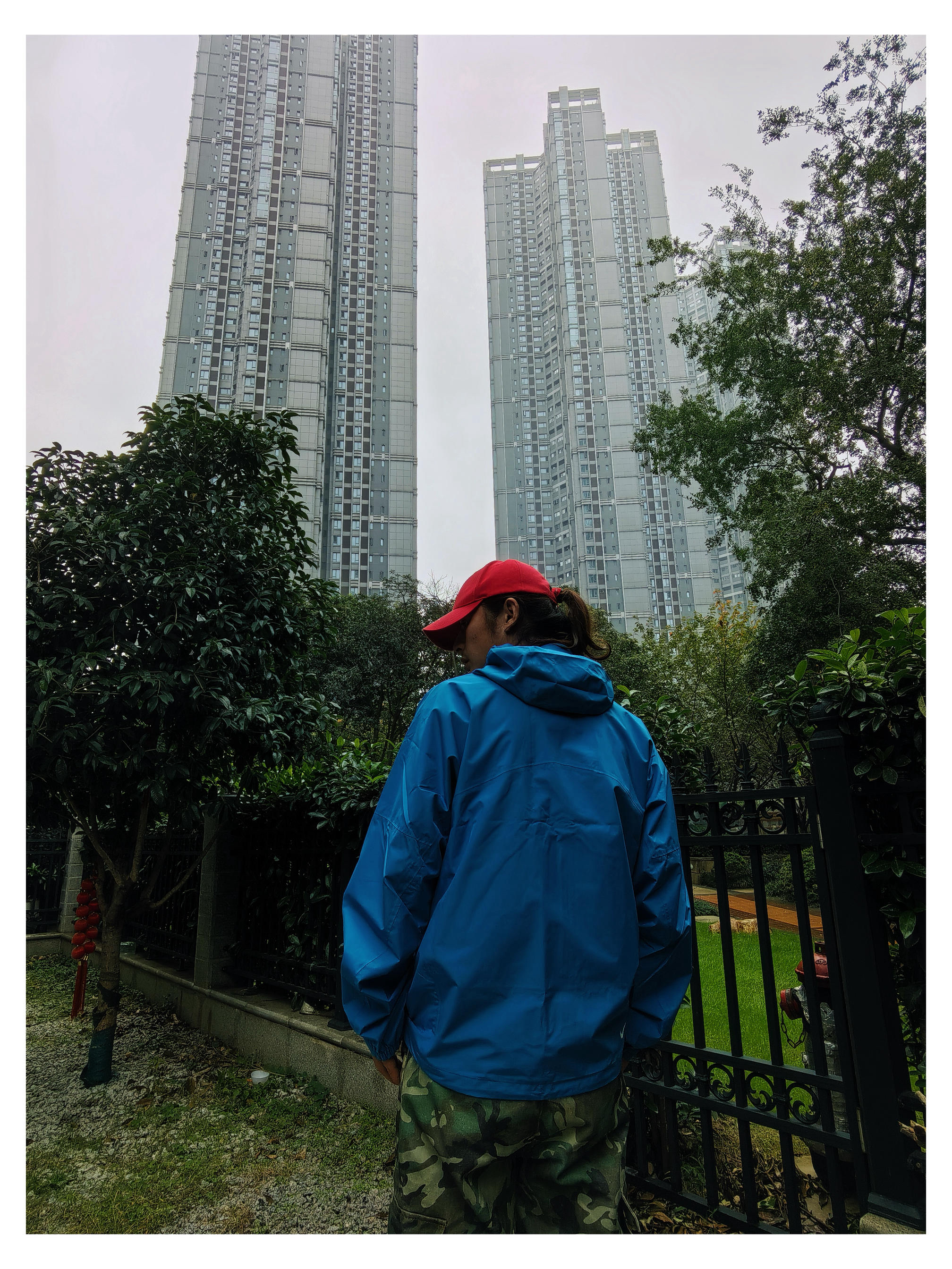春日时髦休闲运动户外风出街穿搭