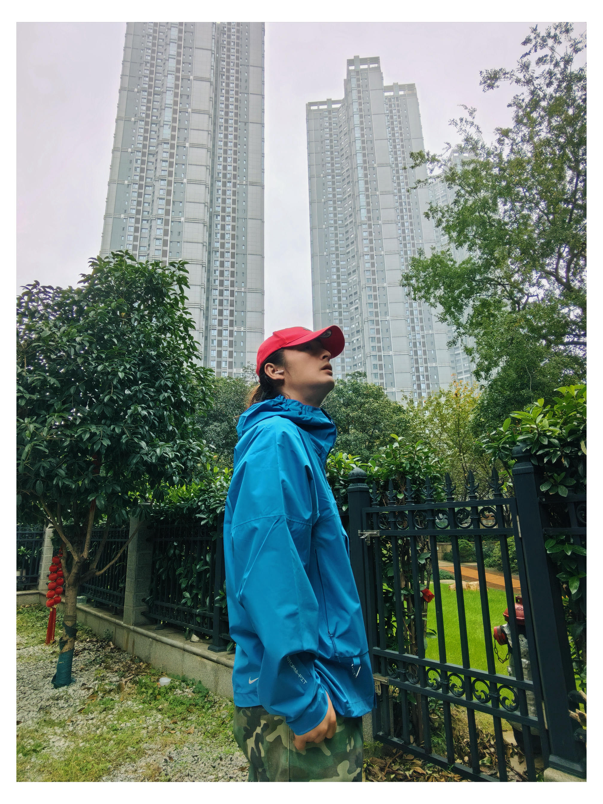 春日时髦休闲运动户外风出街穿搭