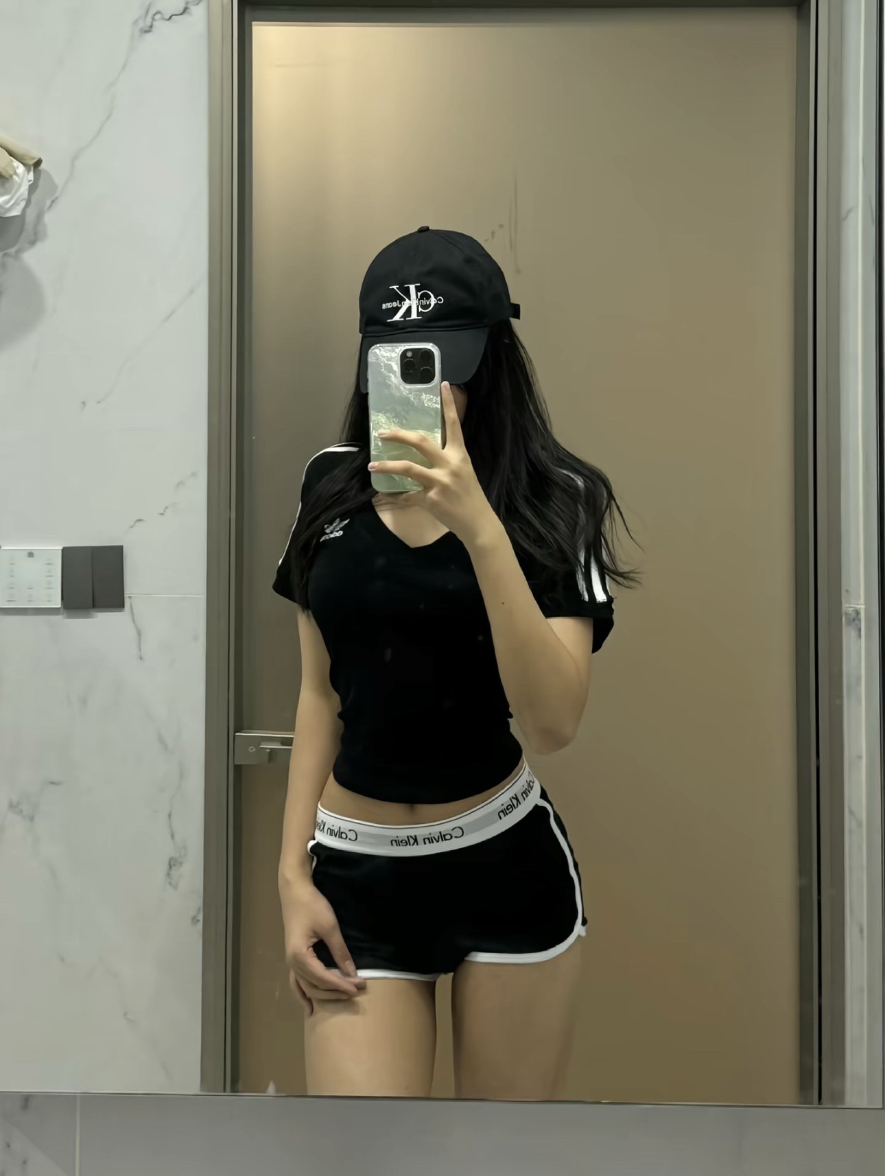 韩女穿搭怎么少得了adidas😋
