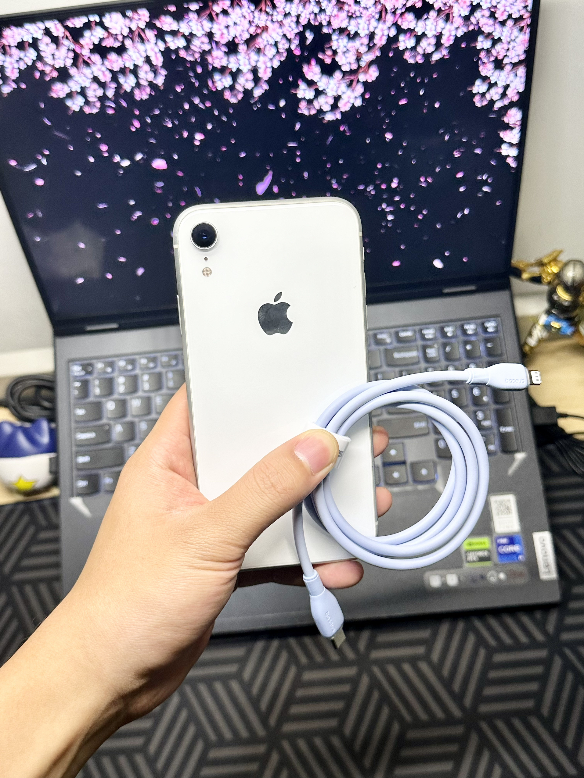 万般皆不及 我的苹果XR🤍