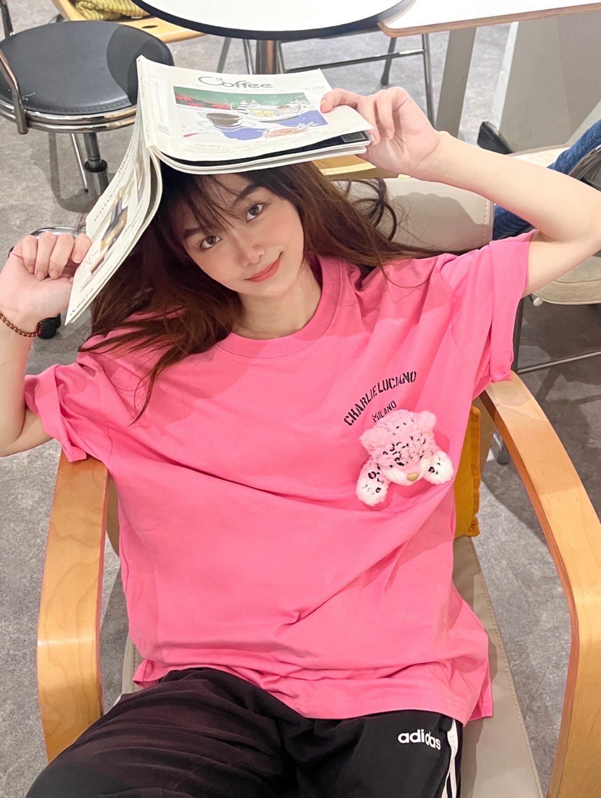 童趣爆棚💓｜甜酷女孩👧🏻穿搭—立体顽皮豹上衣+adidas运动裤🖤