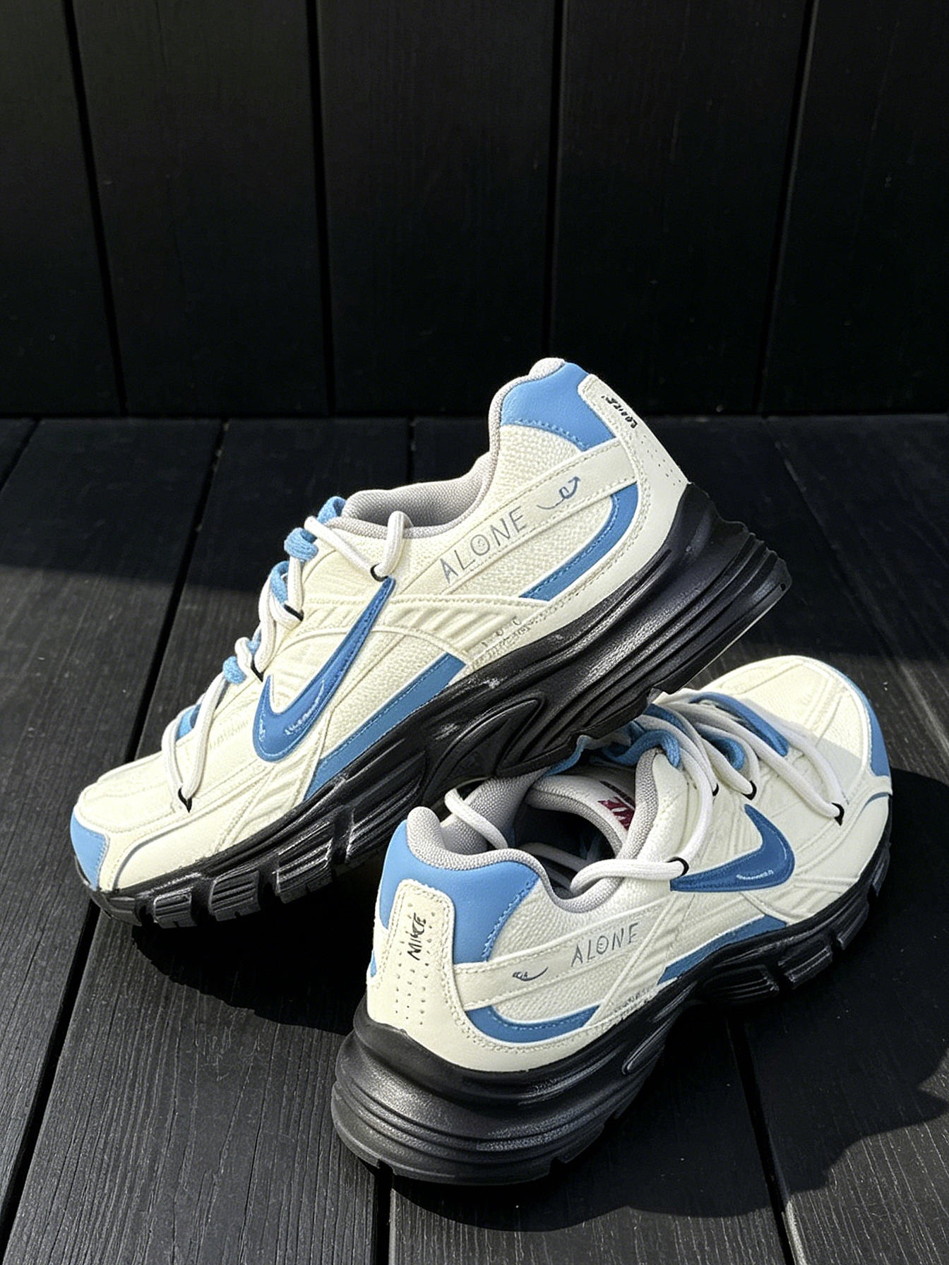 实测!Nike Initiator空屿蓝厚底增高效果如何